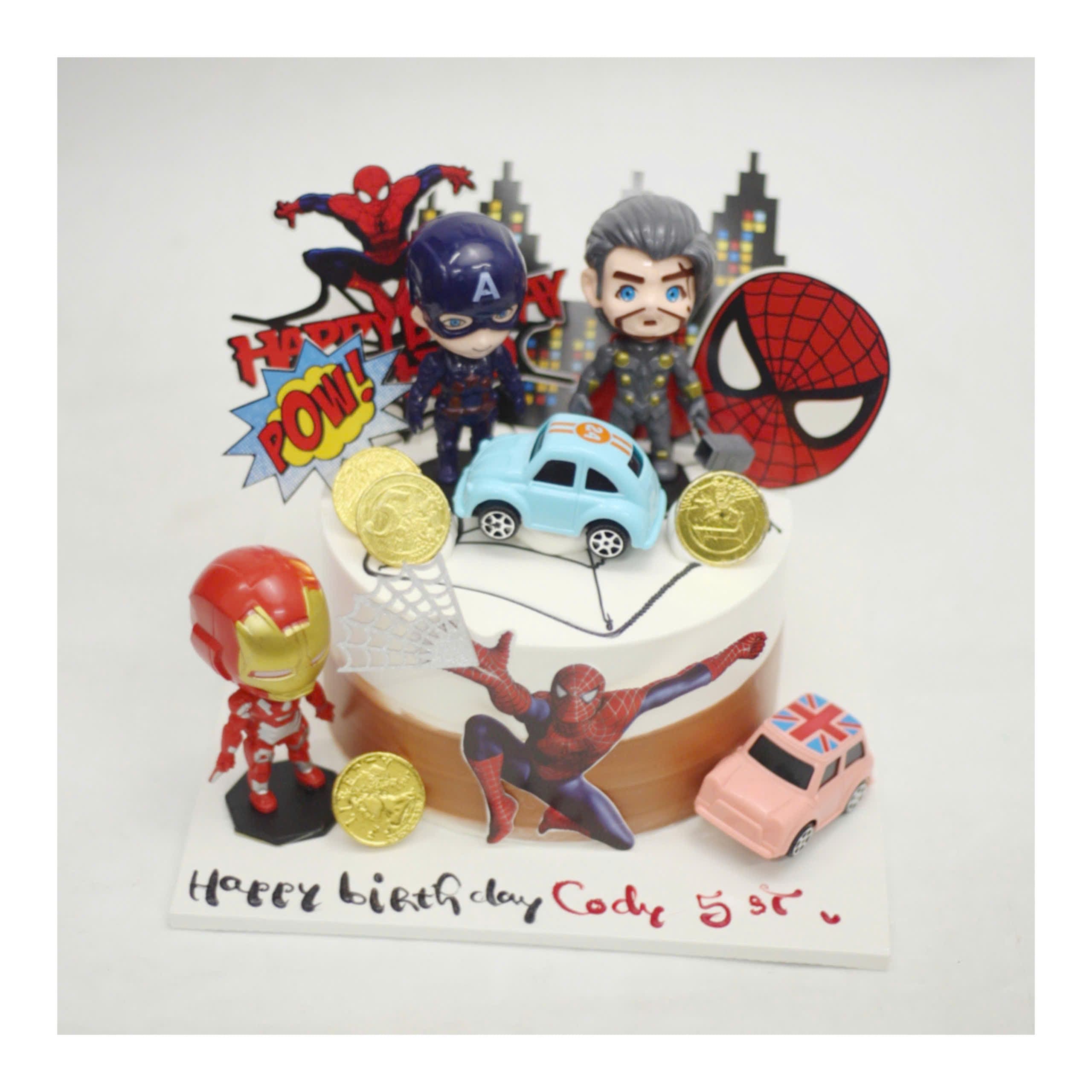 Bánh kem siêu anh hùng Avengers cho bé trai