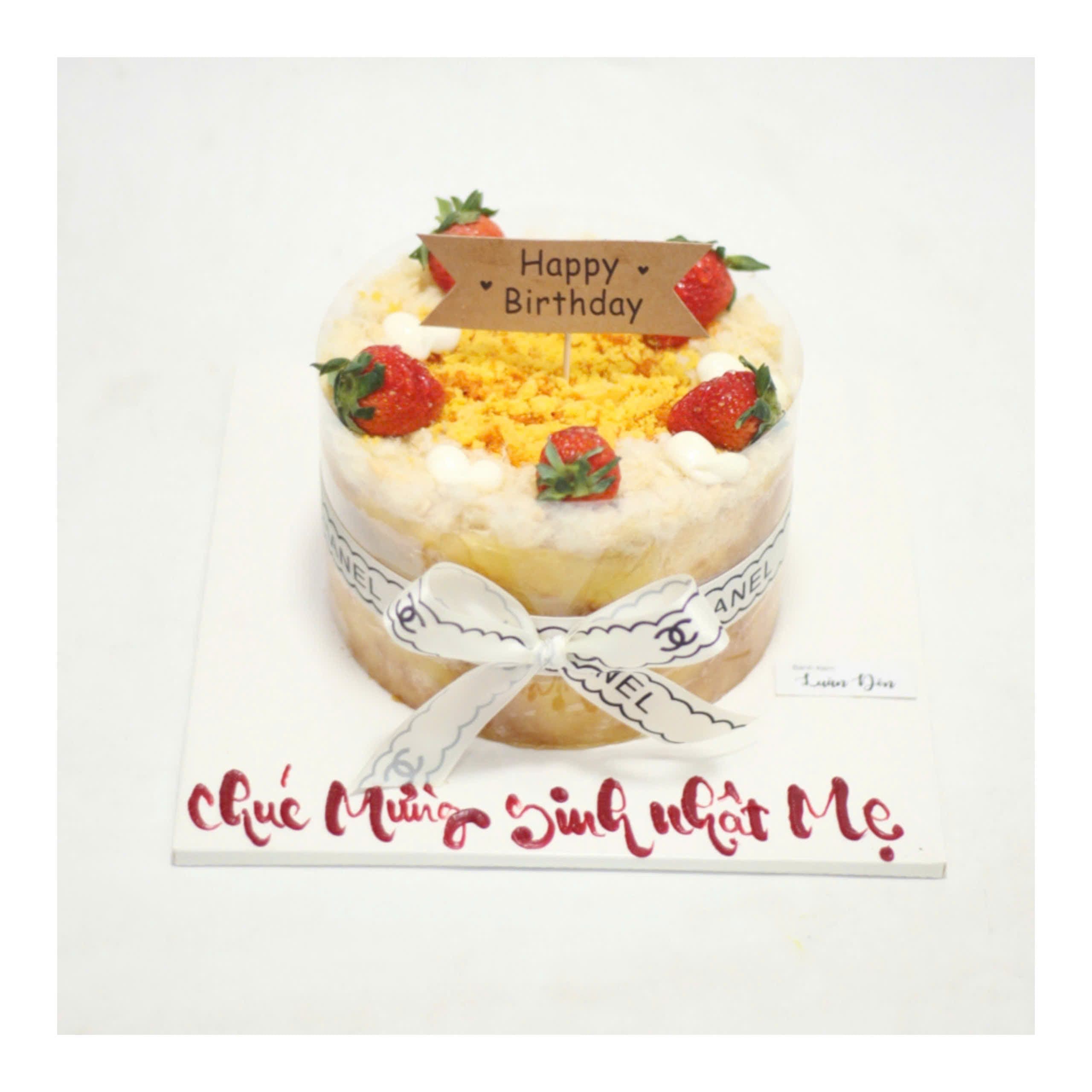 Bánh kem dâu tây tươi mát cho mẹ