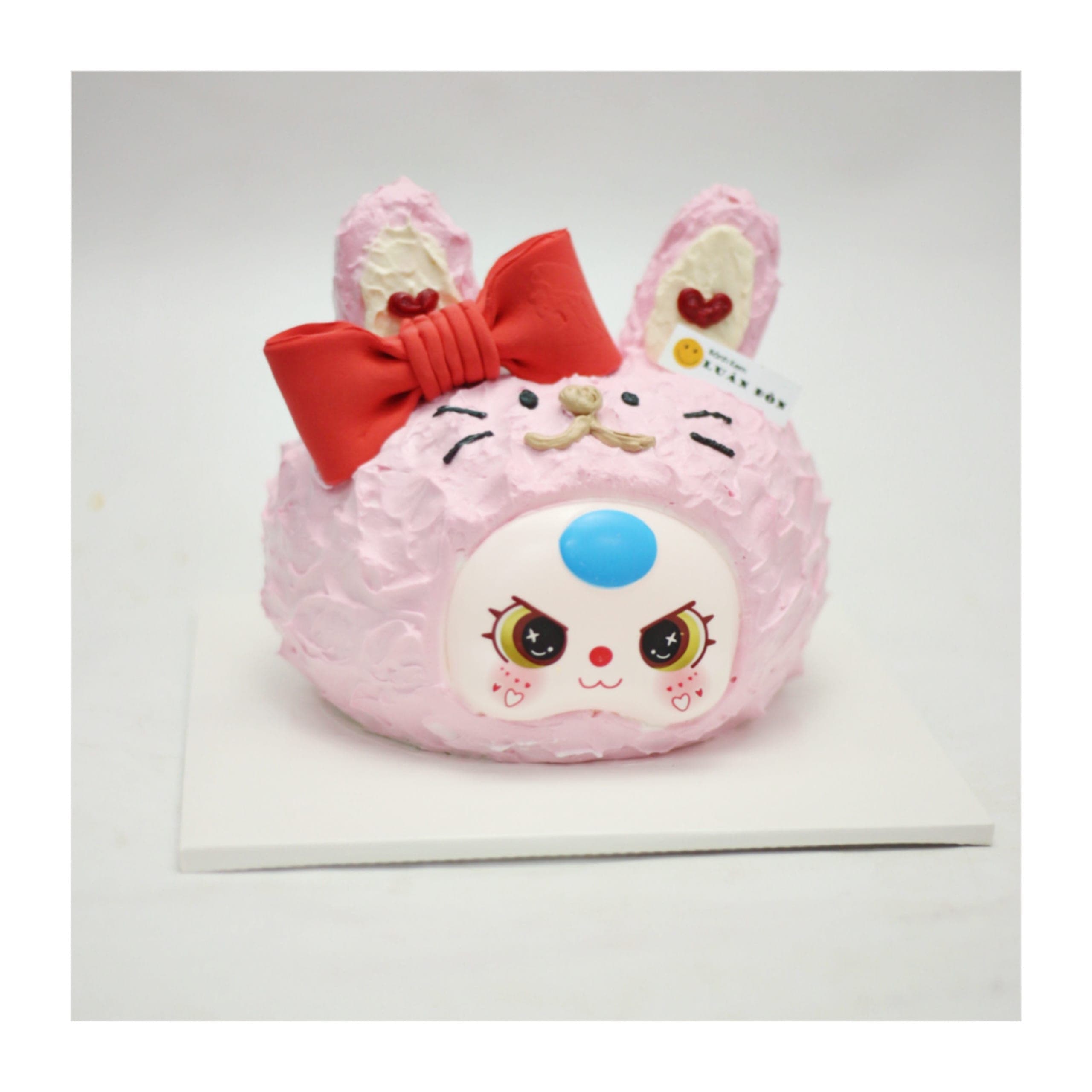 Bánh kem tạo hình nhân vật Baby Three hồng