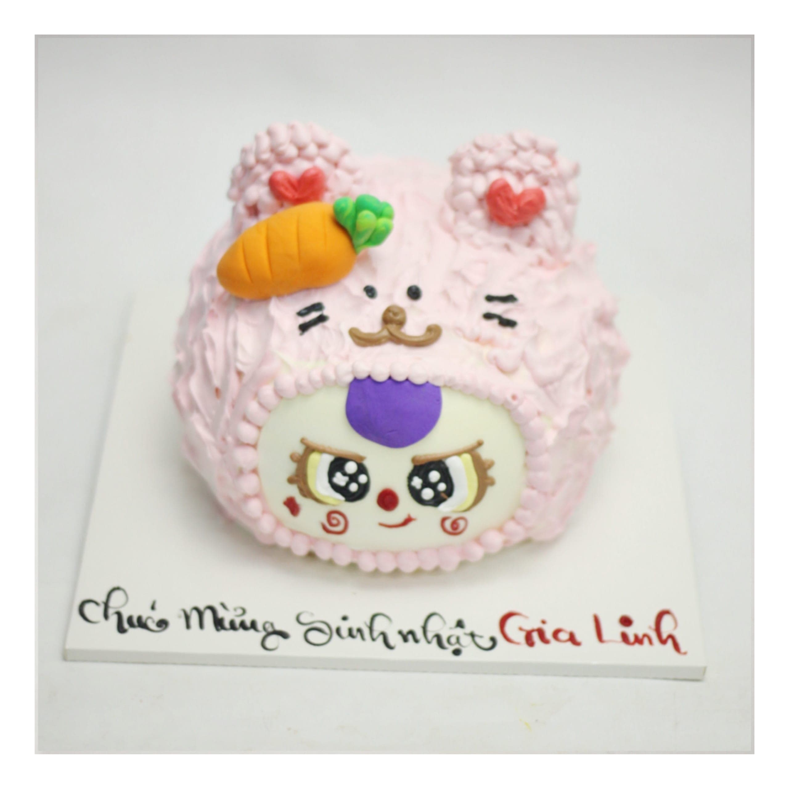 Bánh kem tạo hình nhân vật Baby Three cà rốt