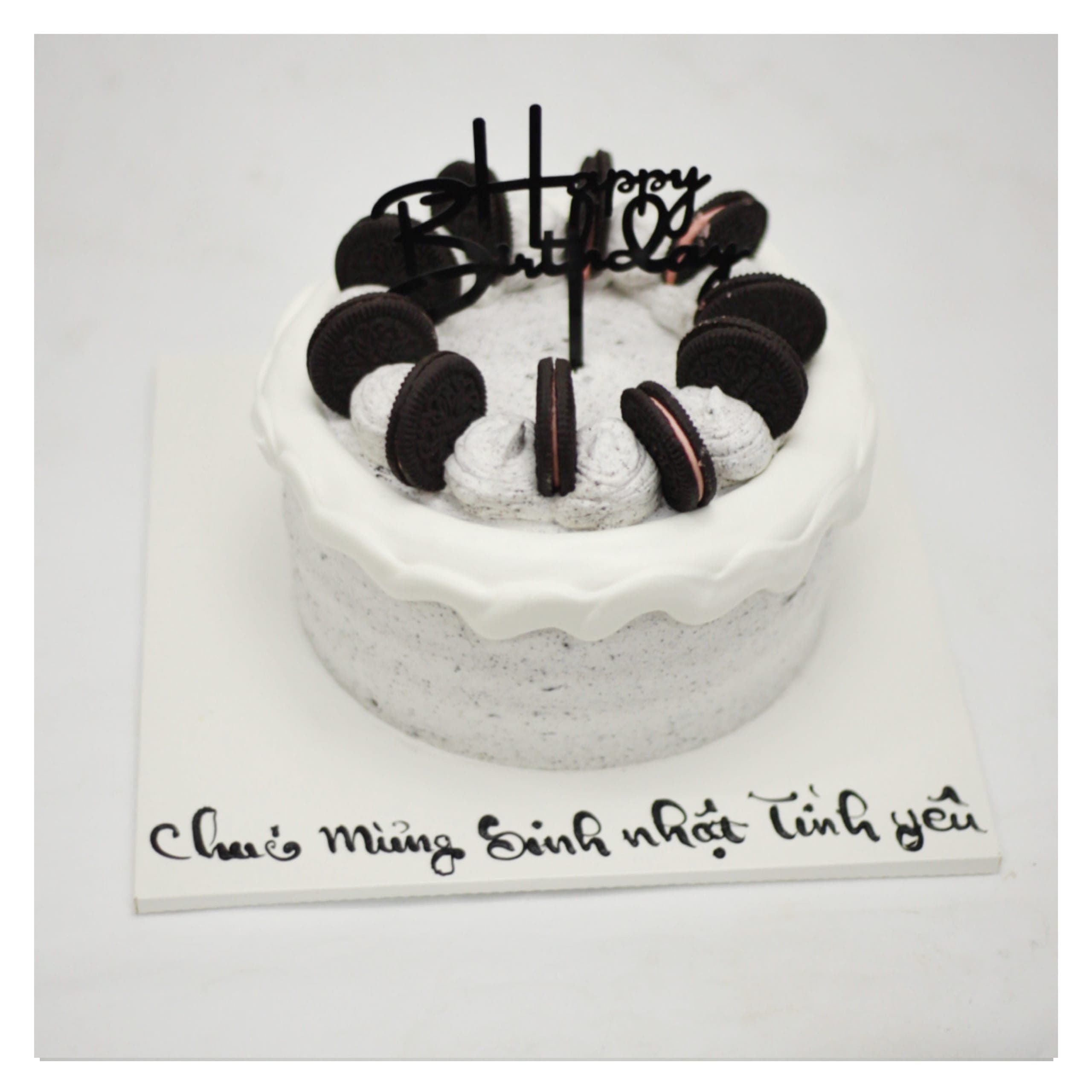 Bánh kem Oreo trắng tinh tế Happy Birthday