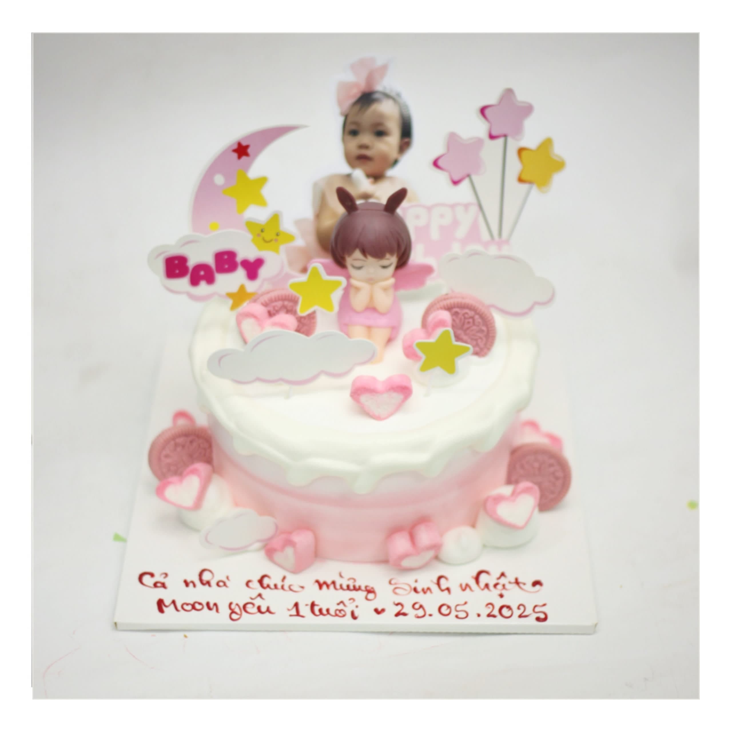 Bánh kem mừng đầy tháng cho bé gái