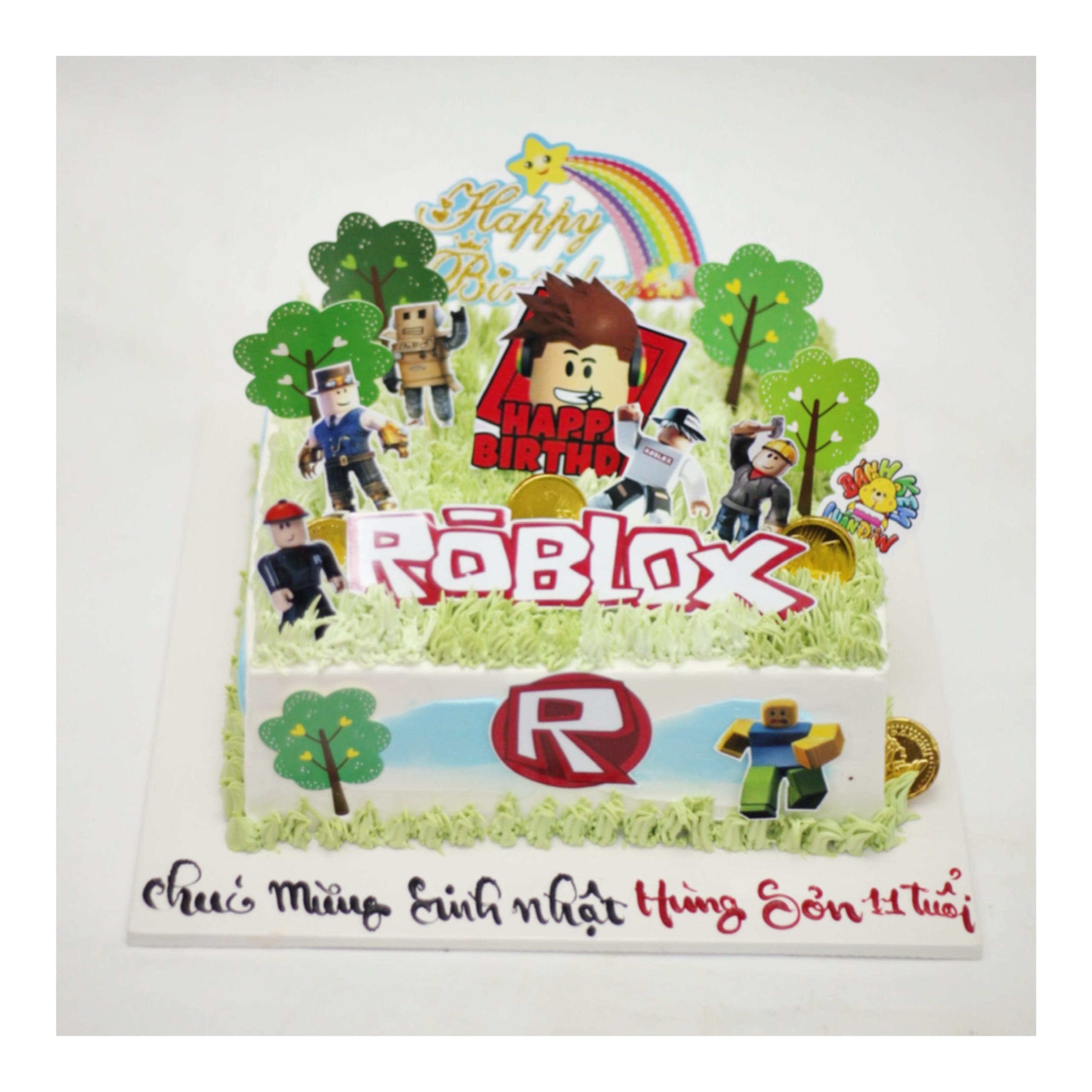 Bánh kem chủ đề Roblox sân cỏ xanh