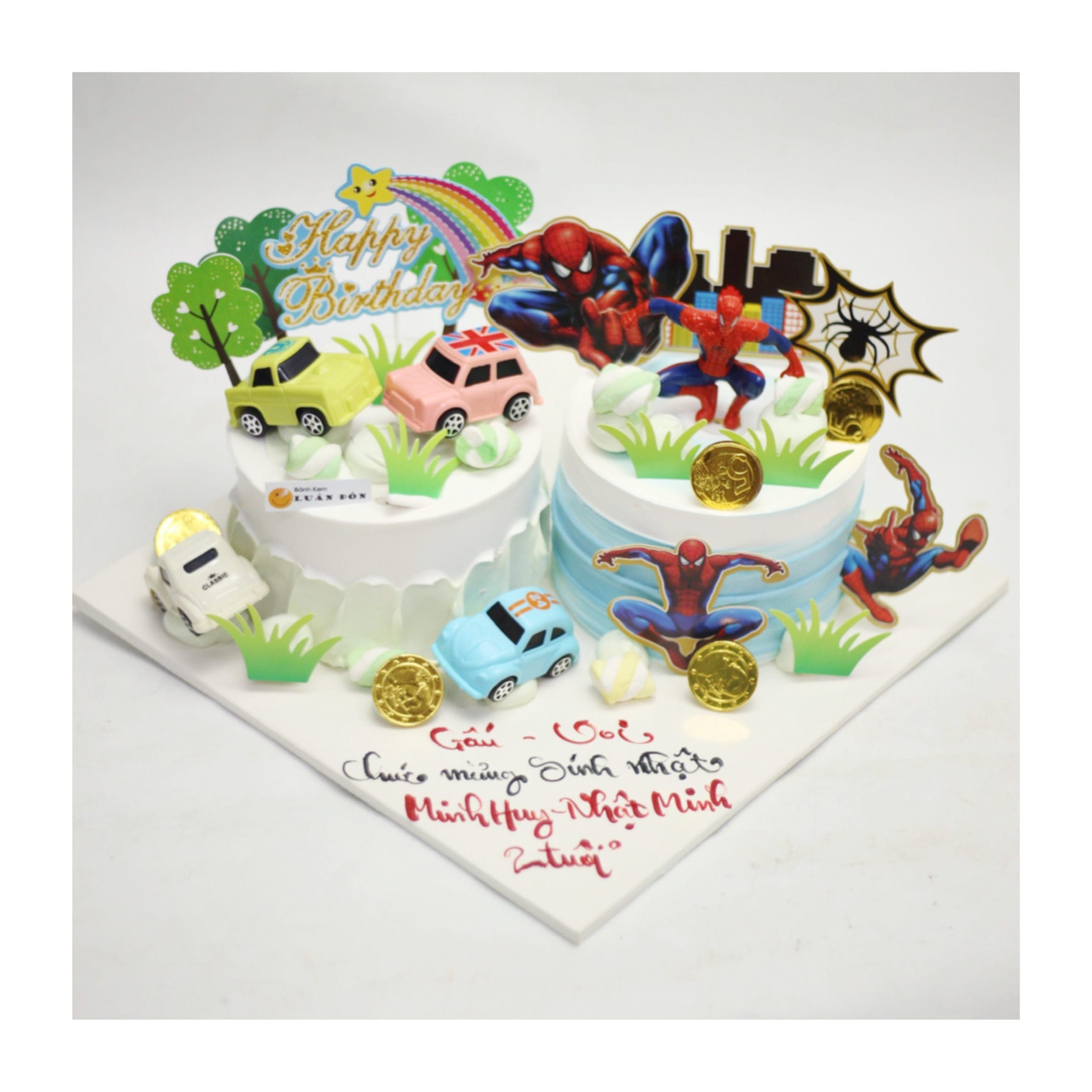 Bánh kem Spider-Man và xe hơi cho bé
