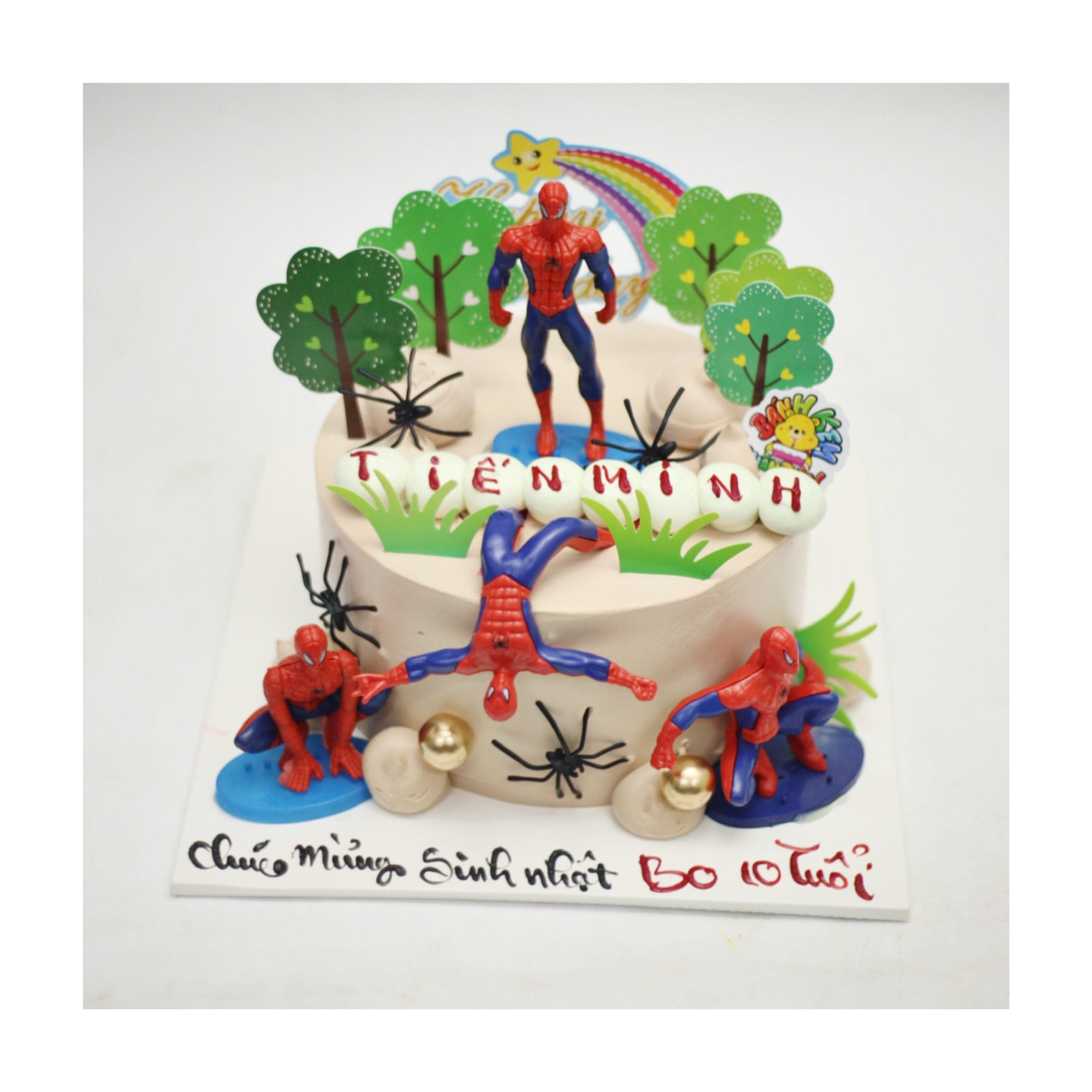 Bánh kem Spider-Man chủ đề siêu anh hùng cho bé