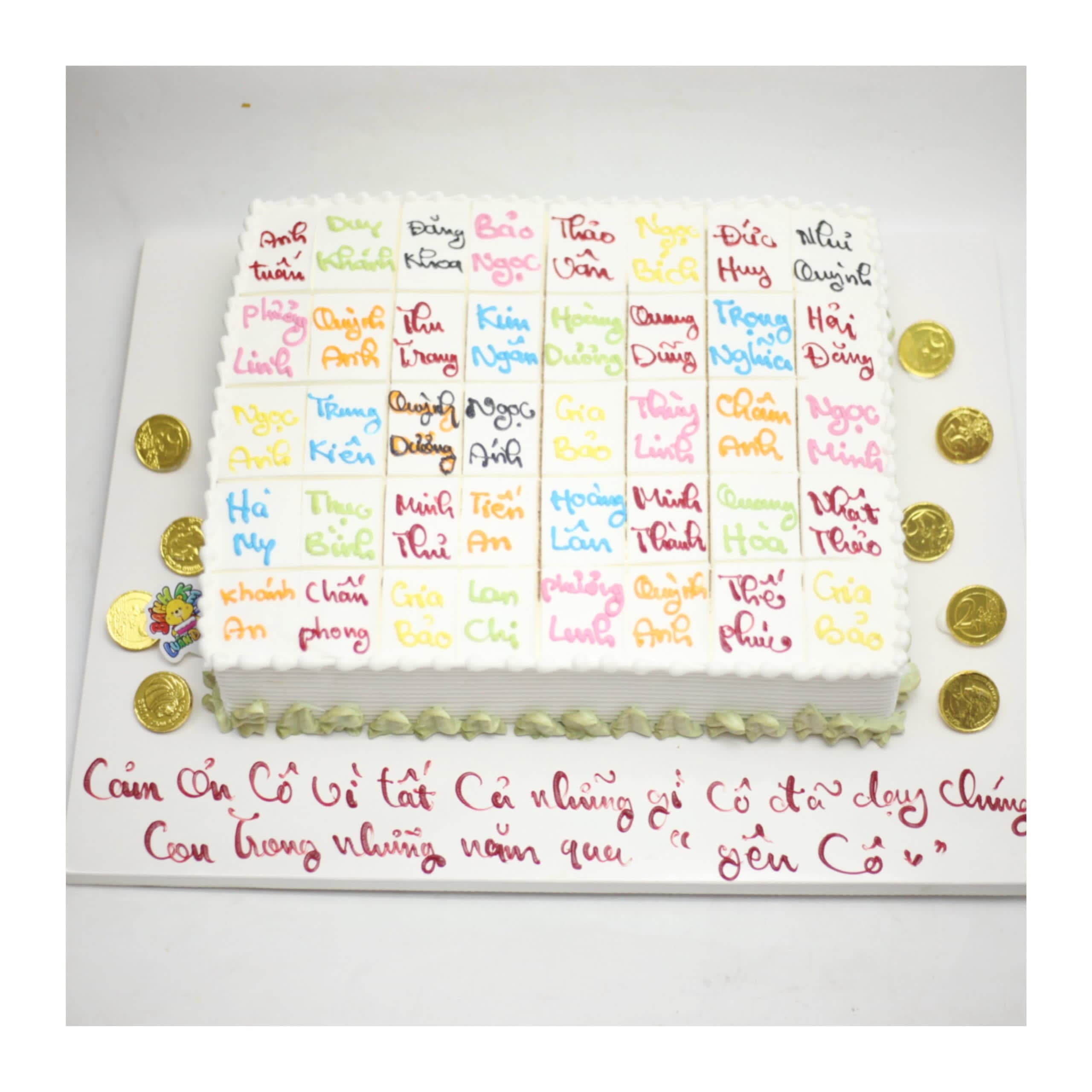 Bánh kem tri ân thầy cô nhiều tên