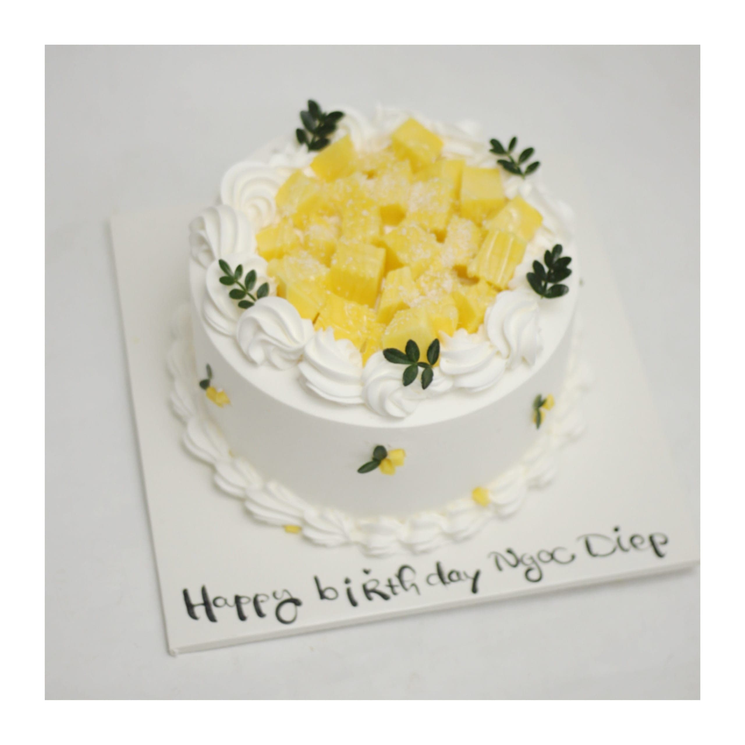 Bánh kem xoài tươi thơm ngon mát lạnh