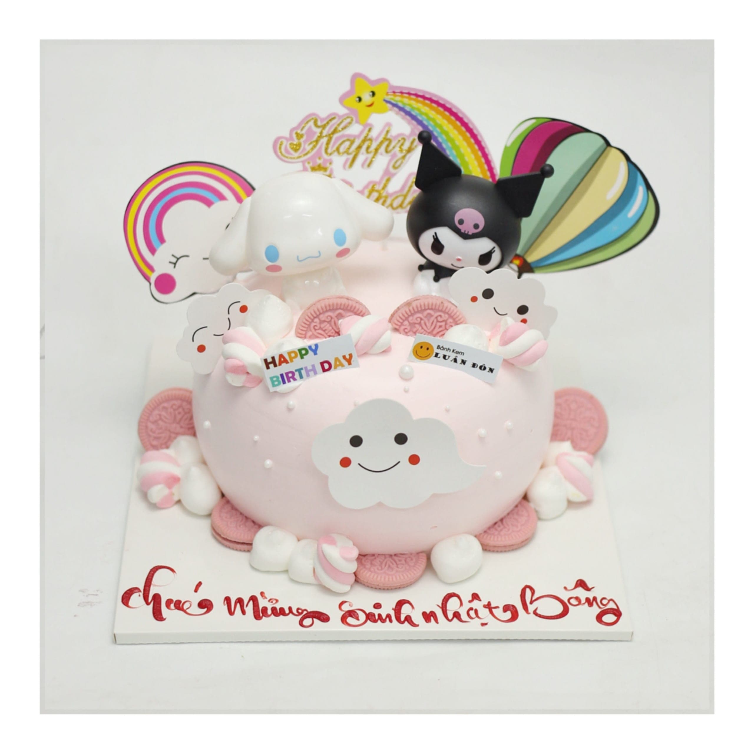 Bánh kem Cinnamoroll và Kuromi màu hồng ngọt ngào