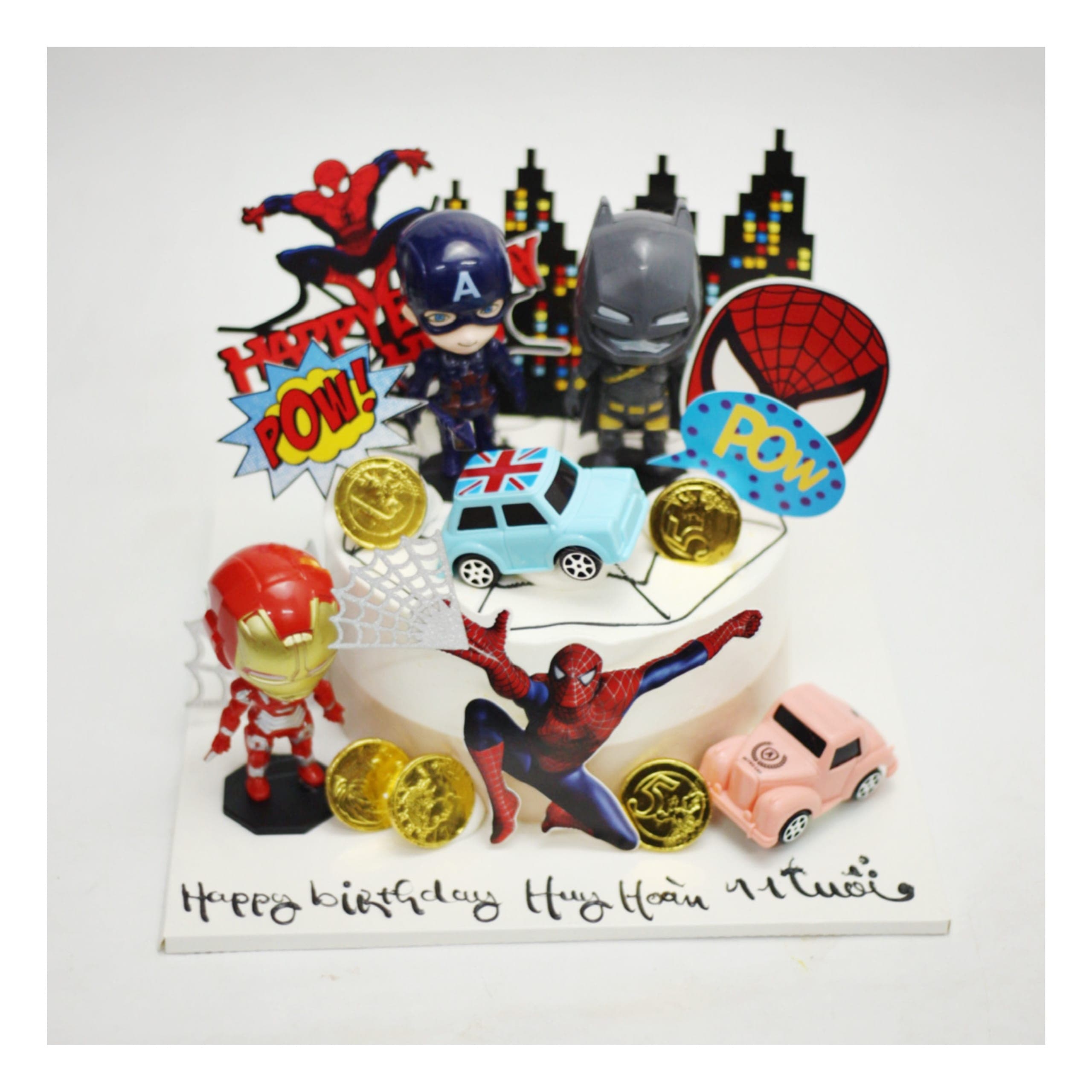 Bánh kem siêu anh hùng Avengers đa sắc