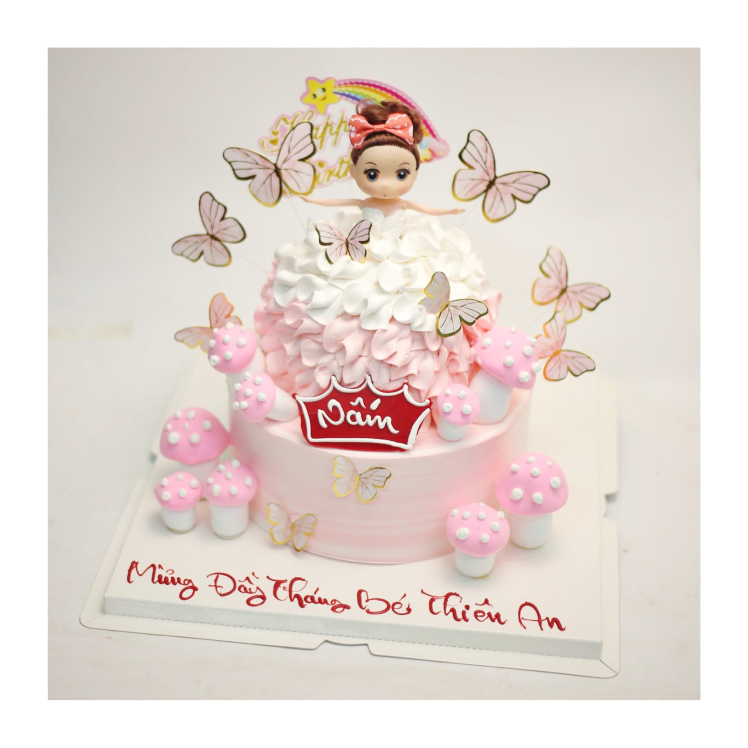 Bánh kem công chúa và nấm hồng đầy tháng