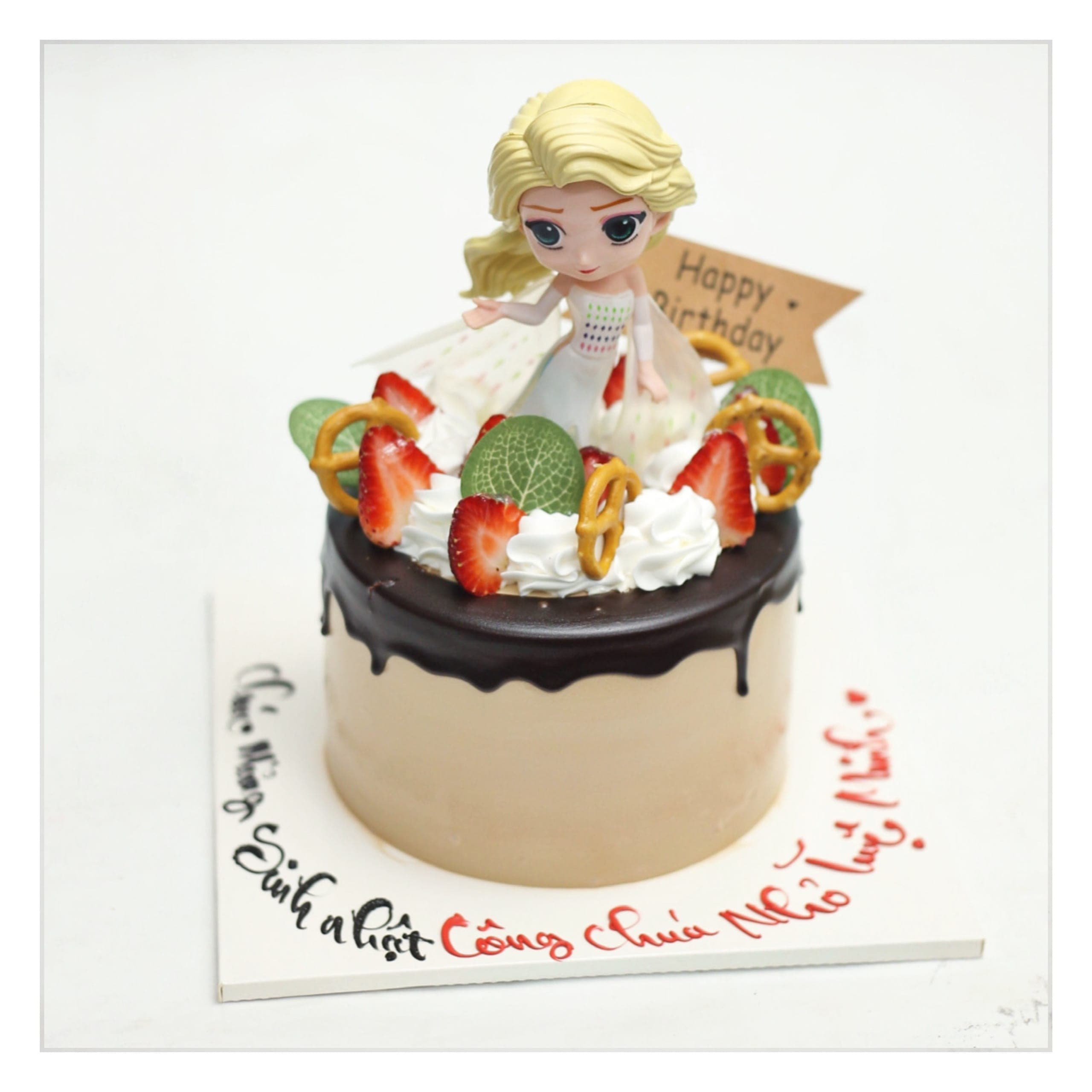 Bánh kem tạo hình Elsa công chúa tuyết