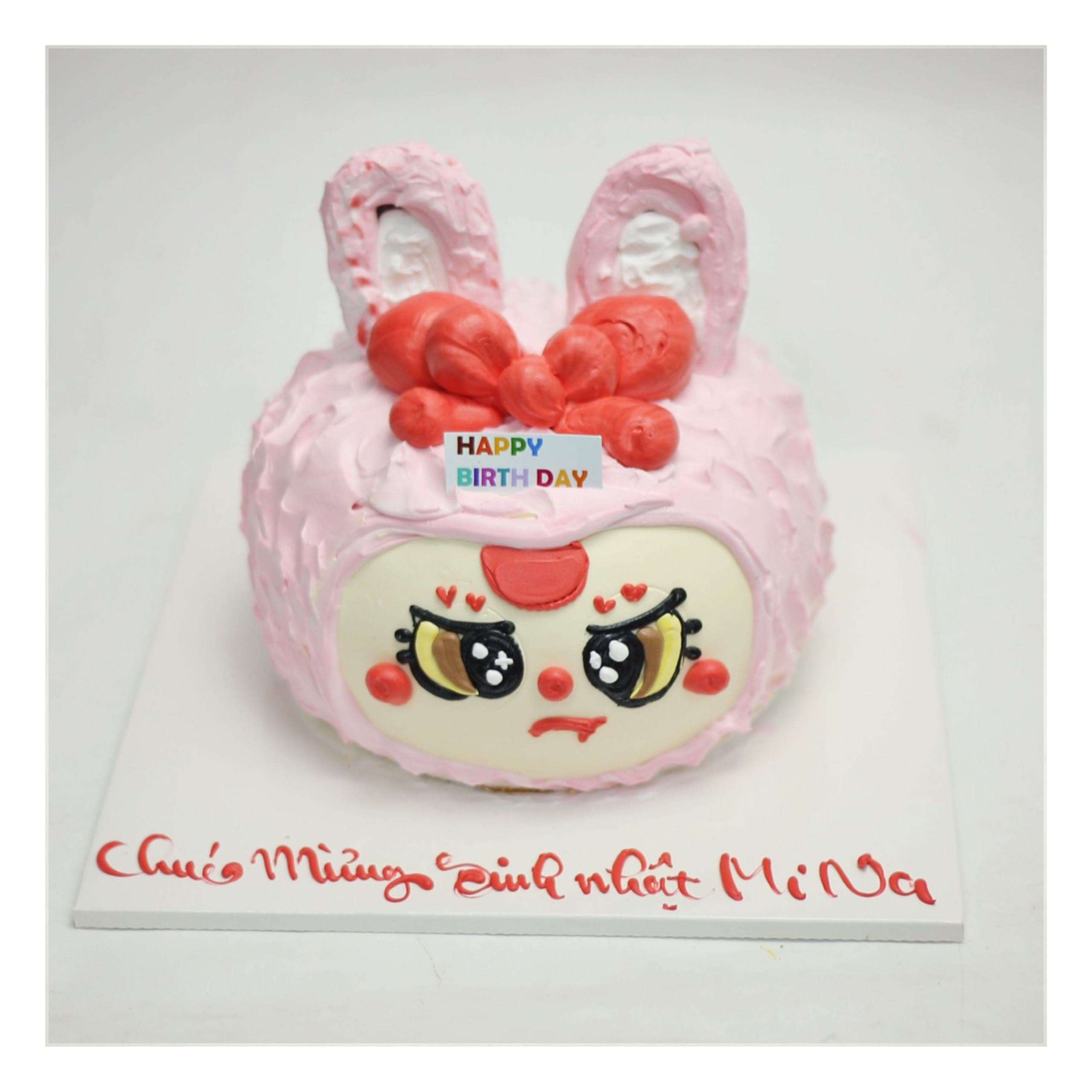 Bánh kem tạo hình thỏ hồng đáng yêu