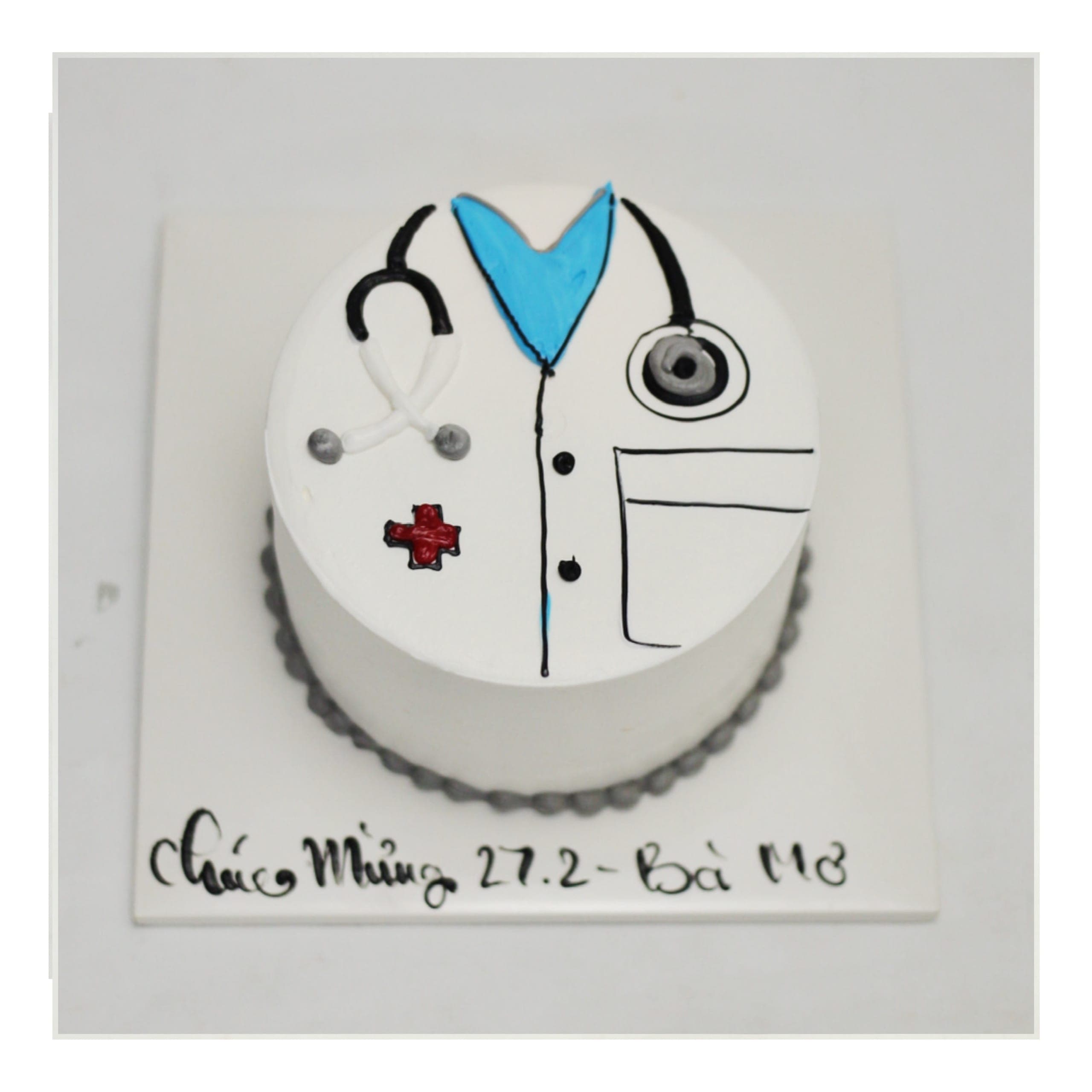 Bánh kem tạo hình áo bác sĩ y tế