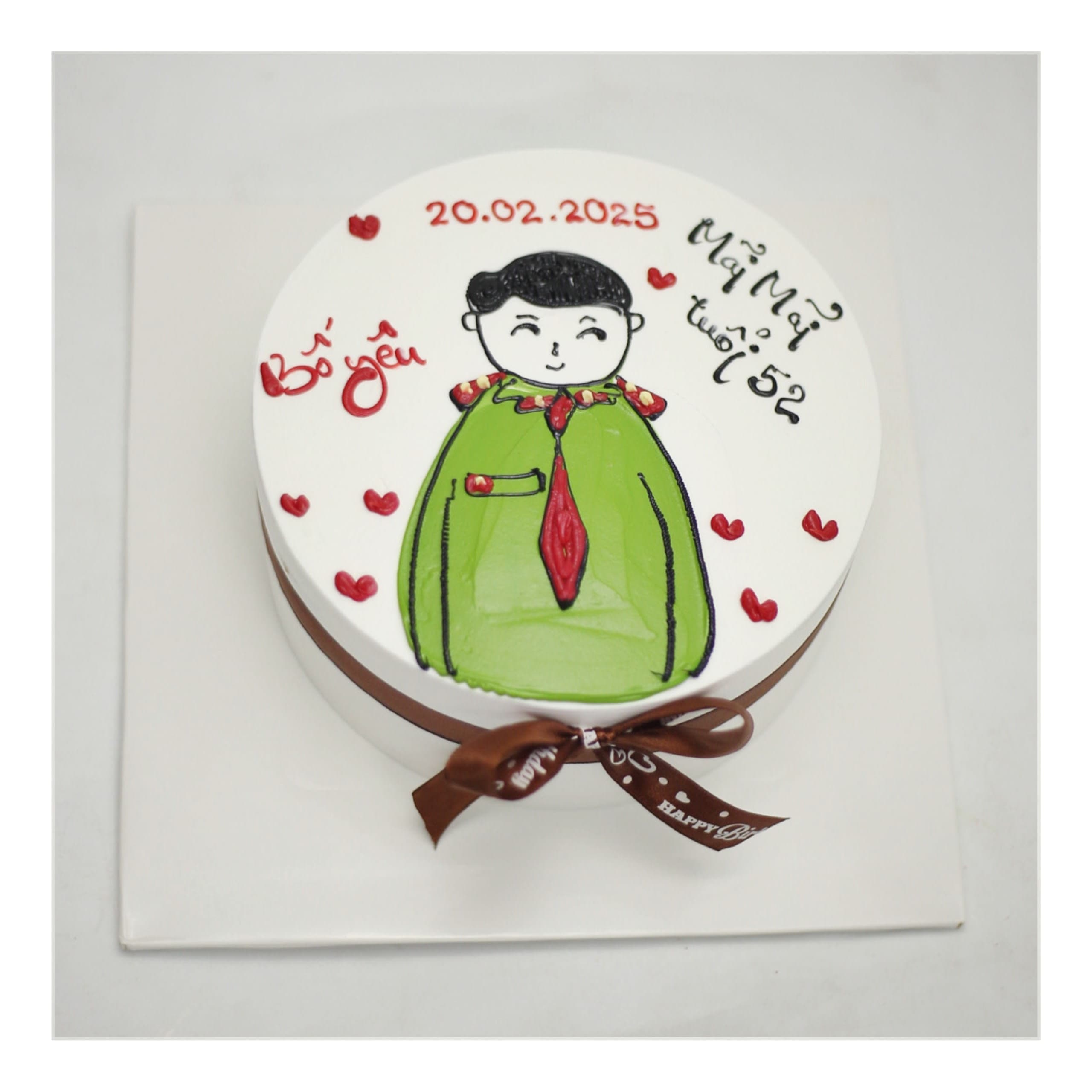 Bánh kem vẽ hình chú bộ đội dễ thương