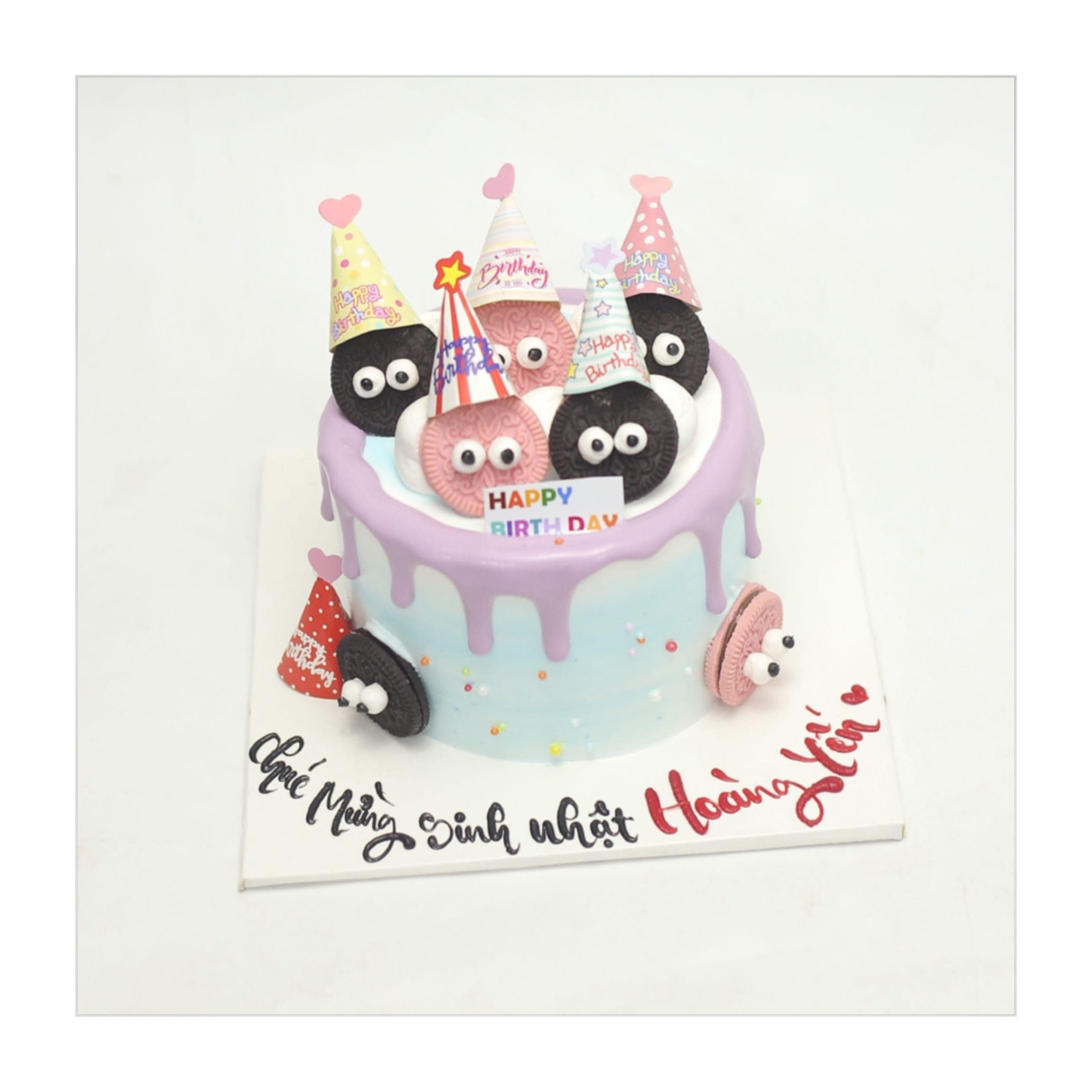 Bánh kem Ombre màu tím xanh với Oreo