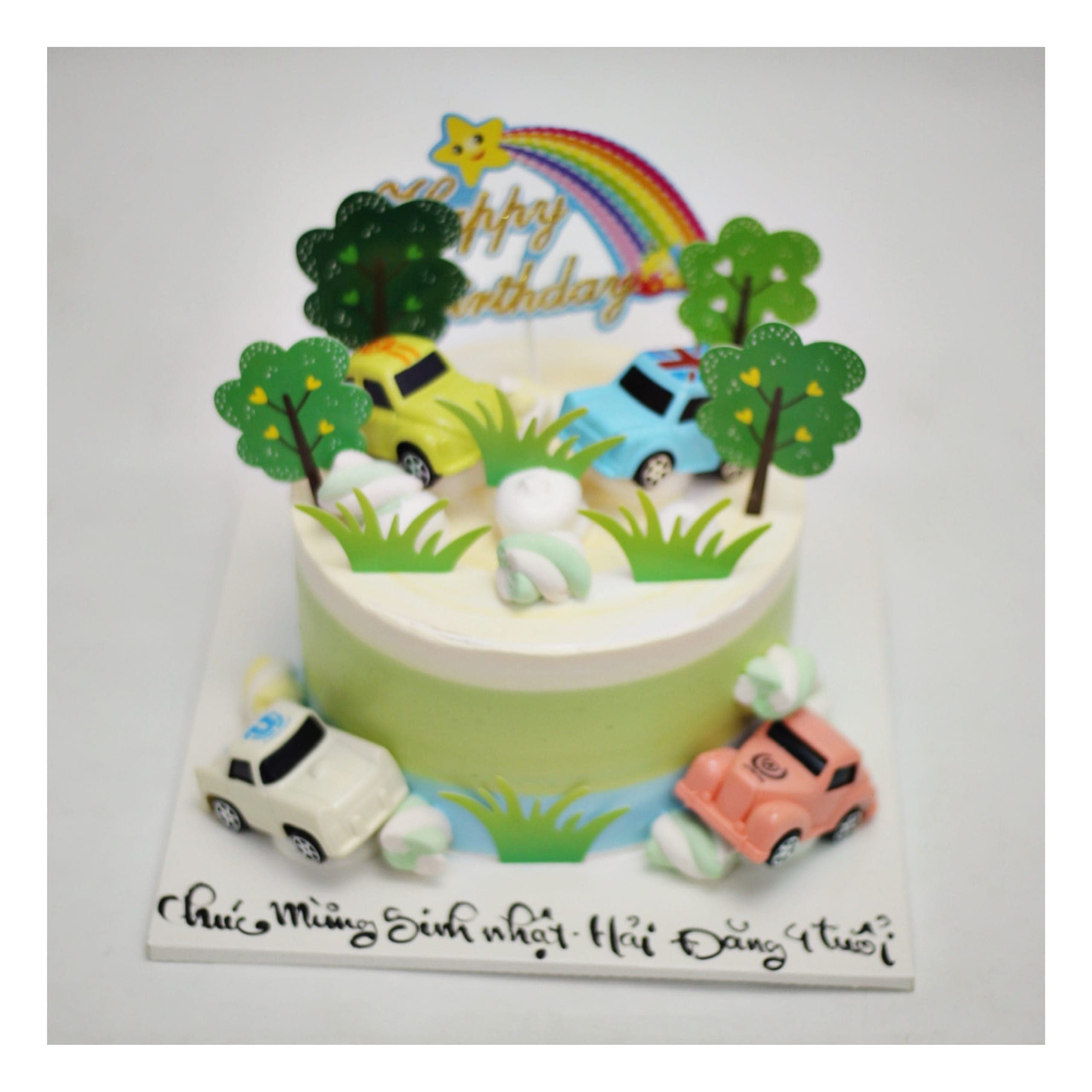 Bánh kem chủ đề xe hơi màu sắc cho bé