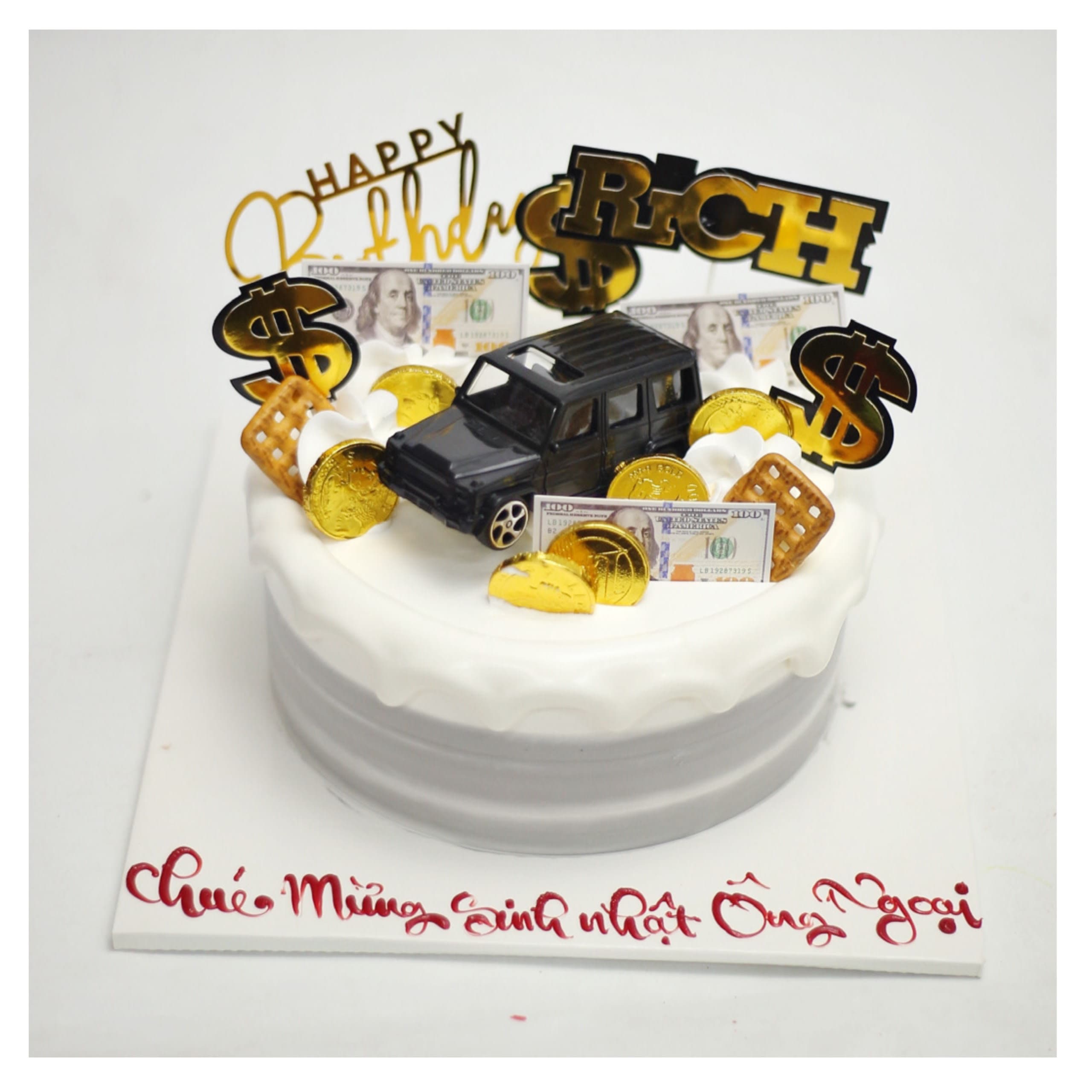 Bánh kem chủ đề giàu sang với tiền đô