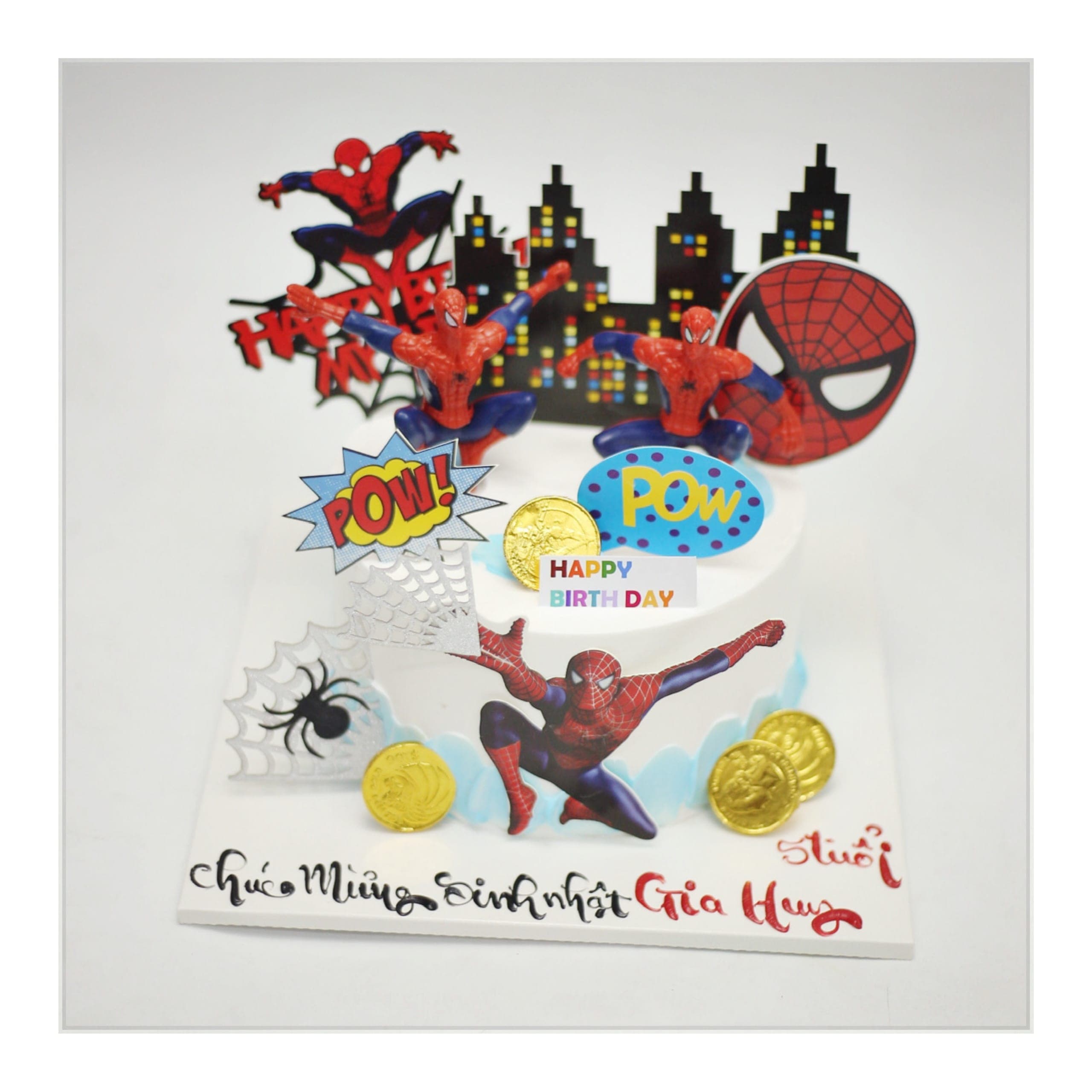 Bánh kem siêu anh hùng Người Nhện cho bé trai