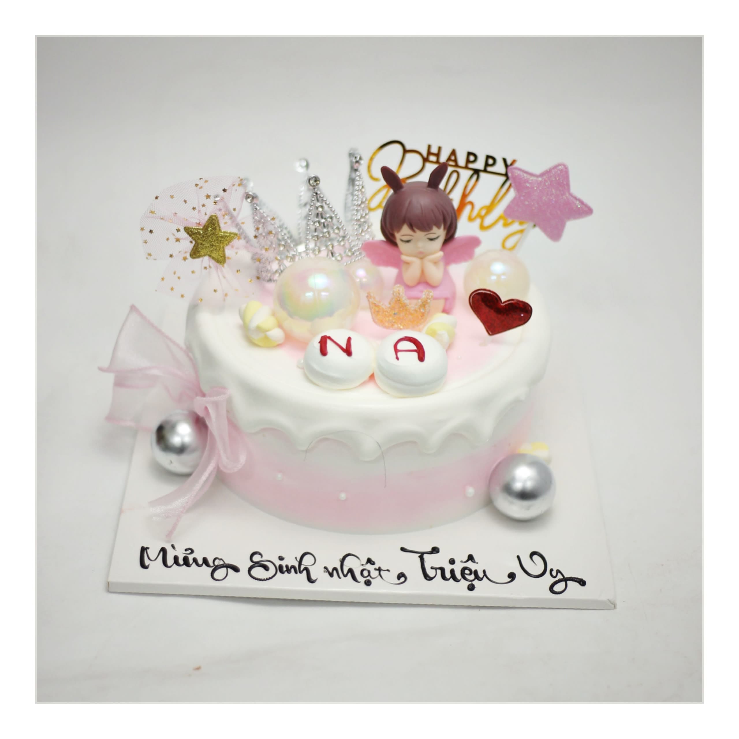 Bánh kem công chúa nhỏ đáng yêu cho bé gái