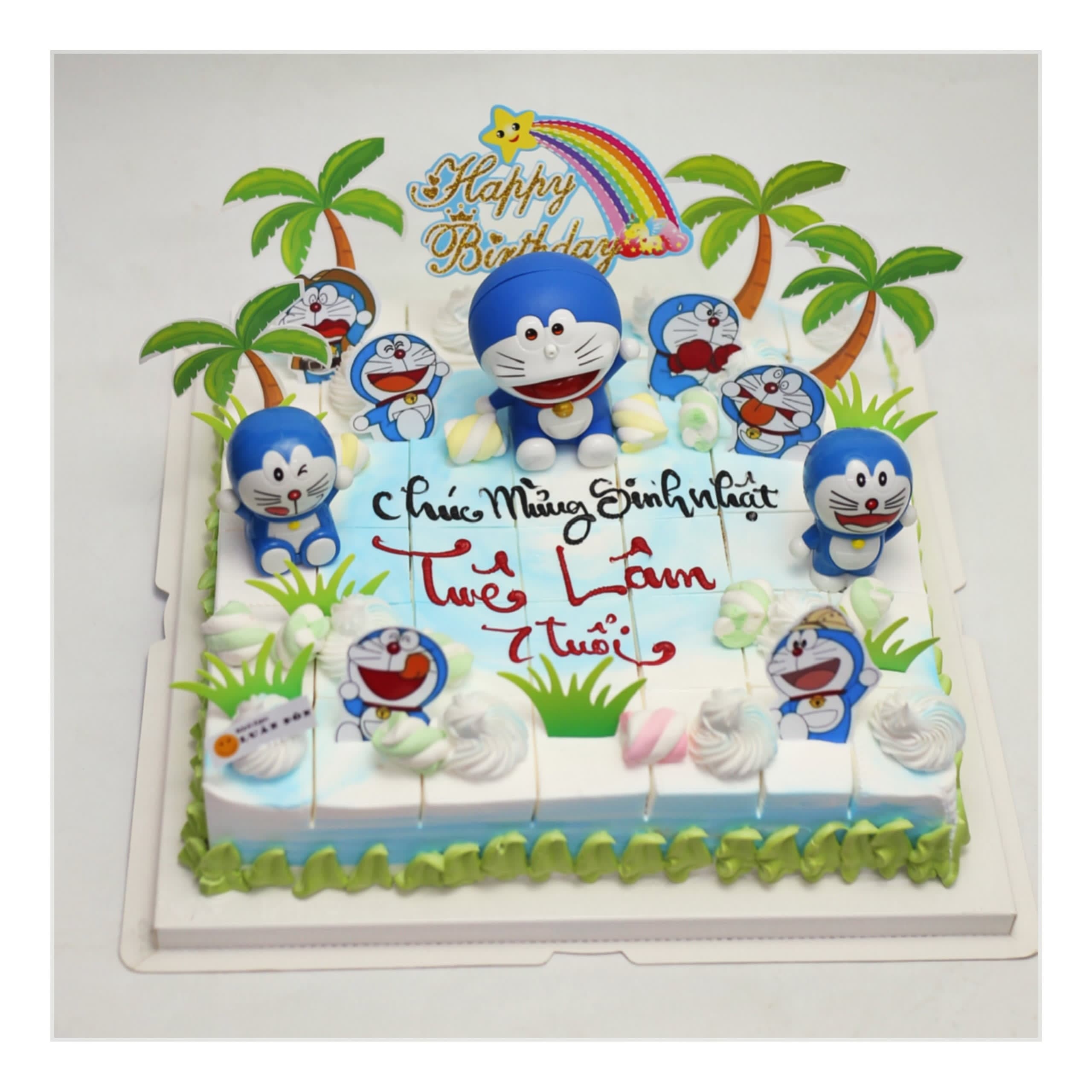 Bánh kem Doremon xanh biển vui vẻ