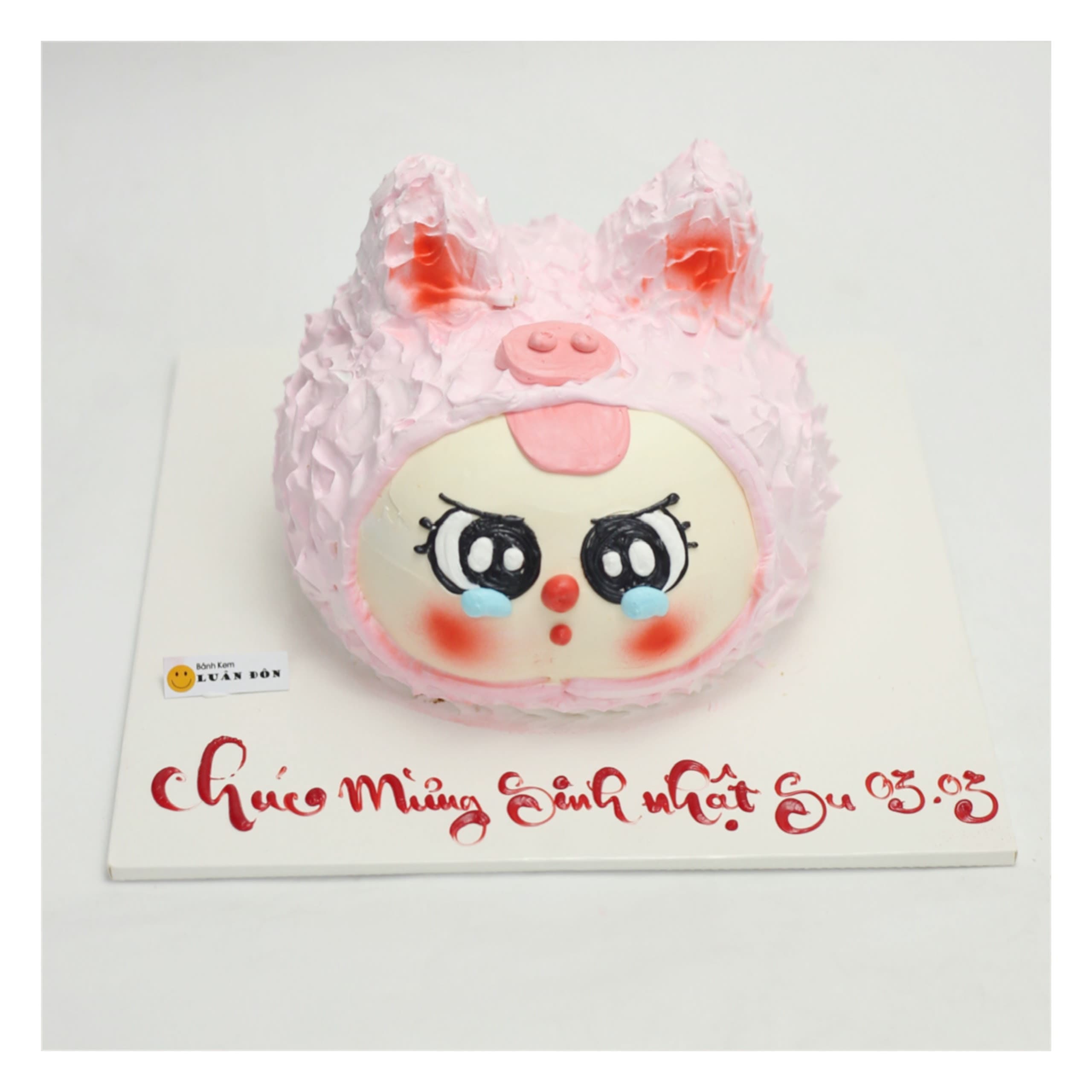 Bánh kem tạo hình heo con màu hồng đáng yêu