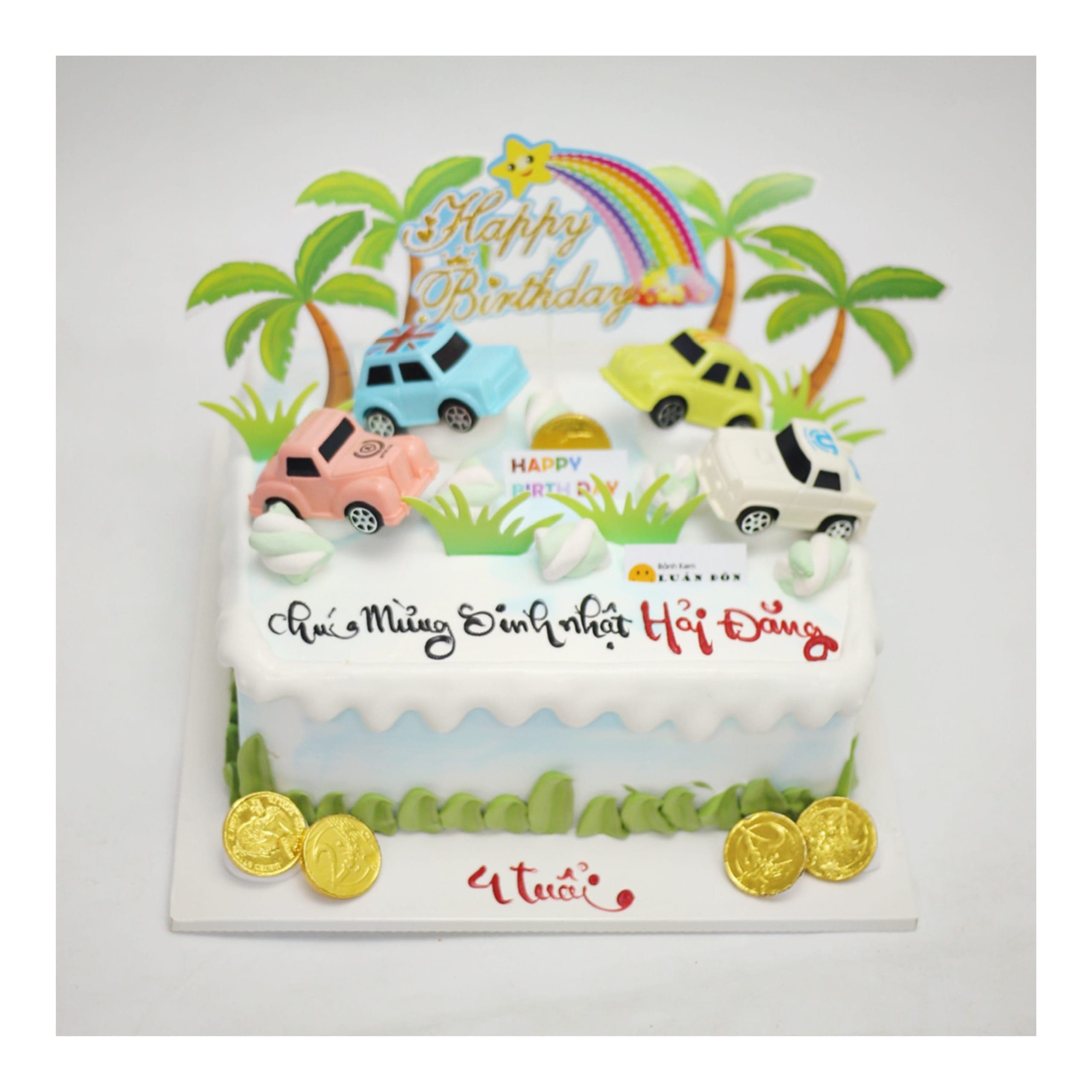 Bánh kem cầu vồng chủ đề xe hơi