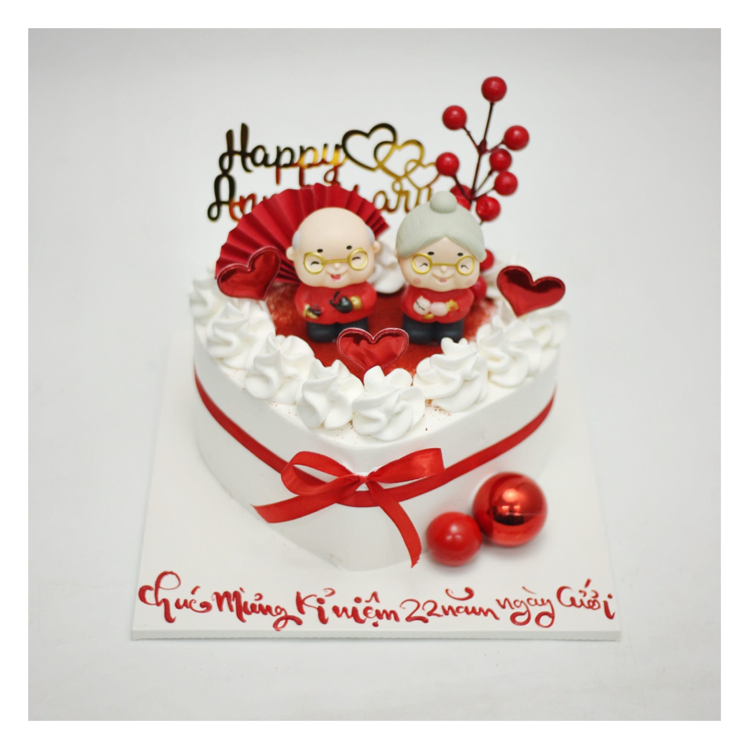 Bánh kem tim kỉ niệm 22 năm ngày cưới