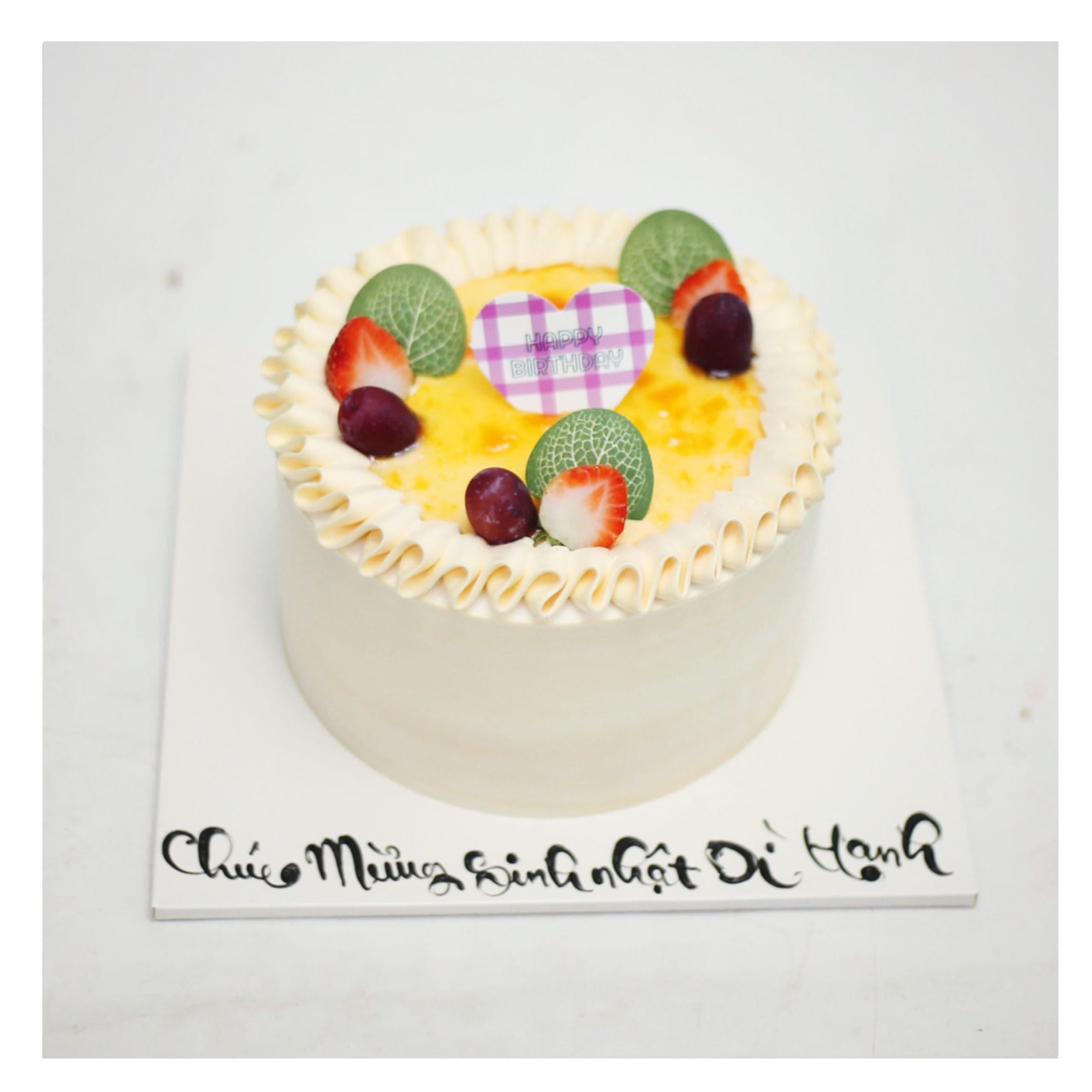 Bánh kem hoa quả tươi mát thanh nhã