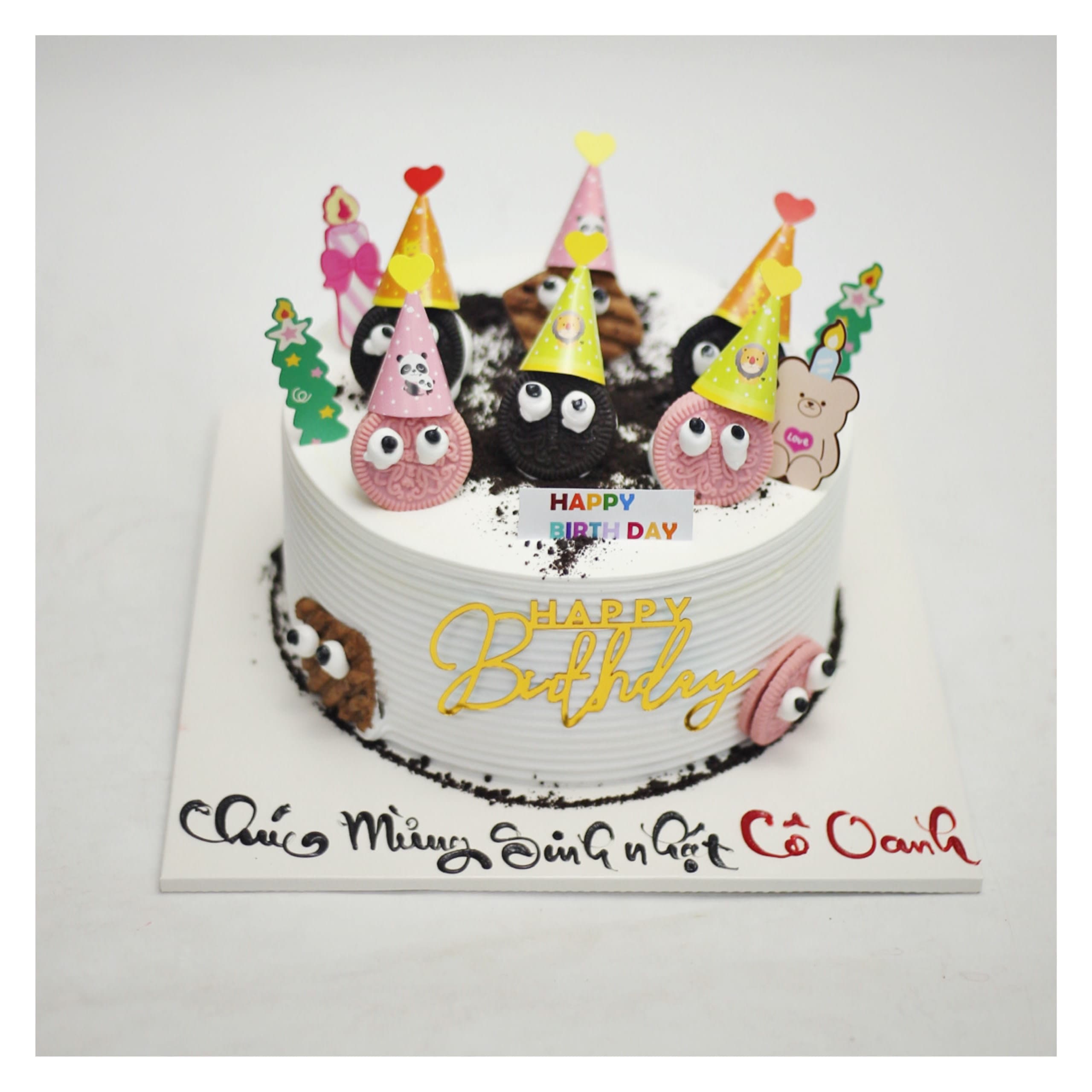 Bánh kem trang trí nhân vật bánh quy ngộ nghĩnh