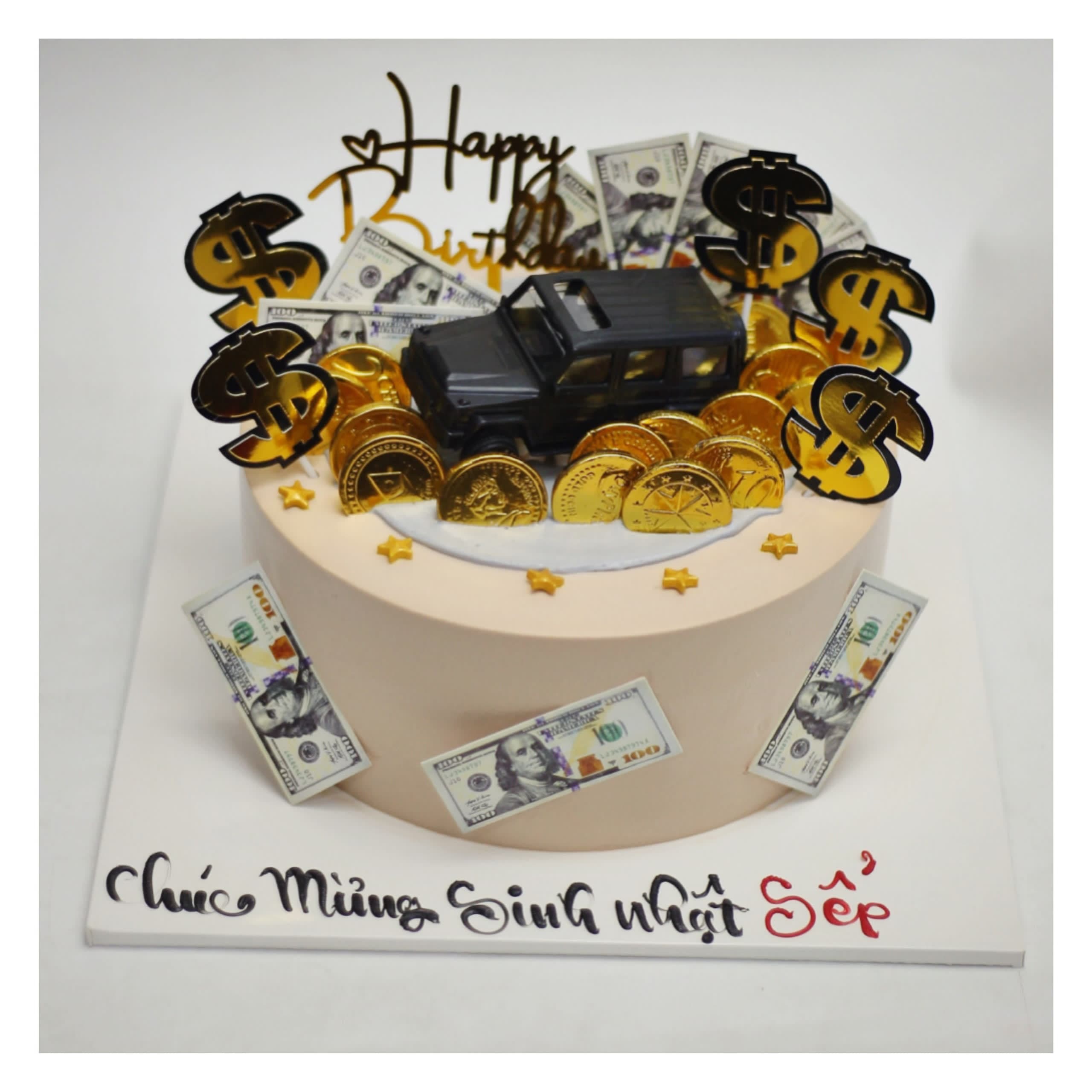Bánh kem chủ đề tiền đô và xe hơi sang trọng