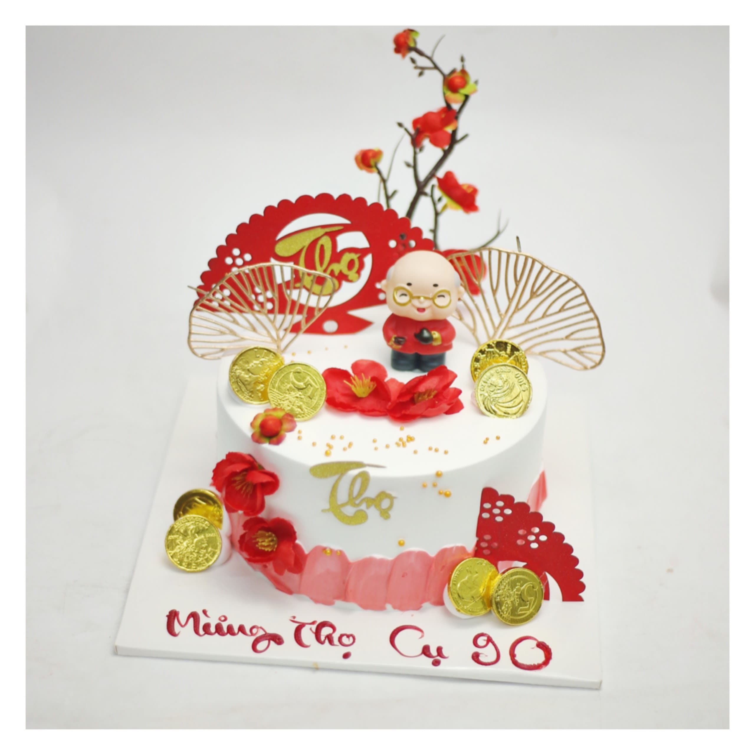 Bánh kem mừng thọ cụ ông phong cách truyền thống