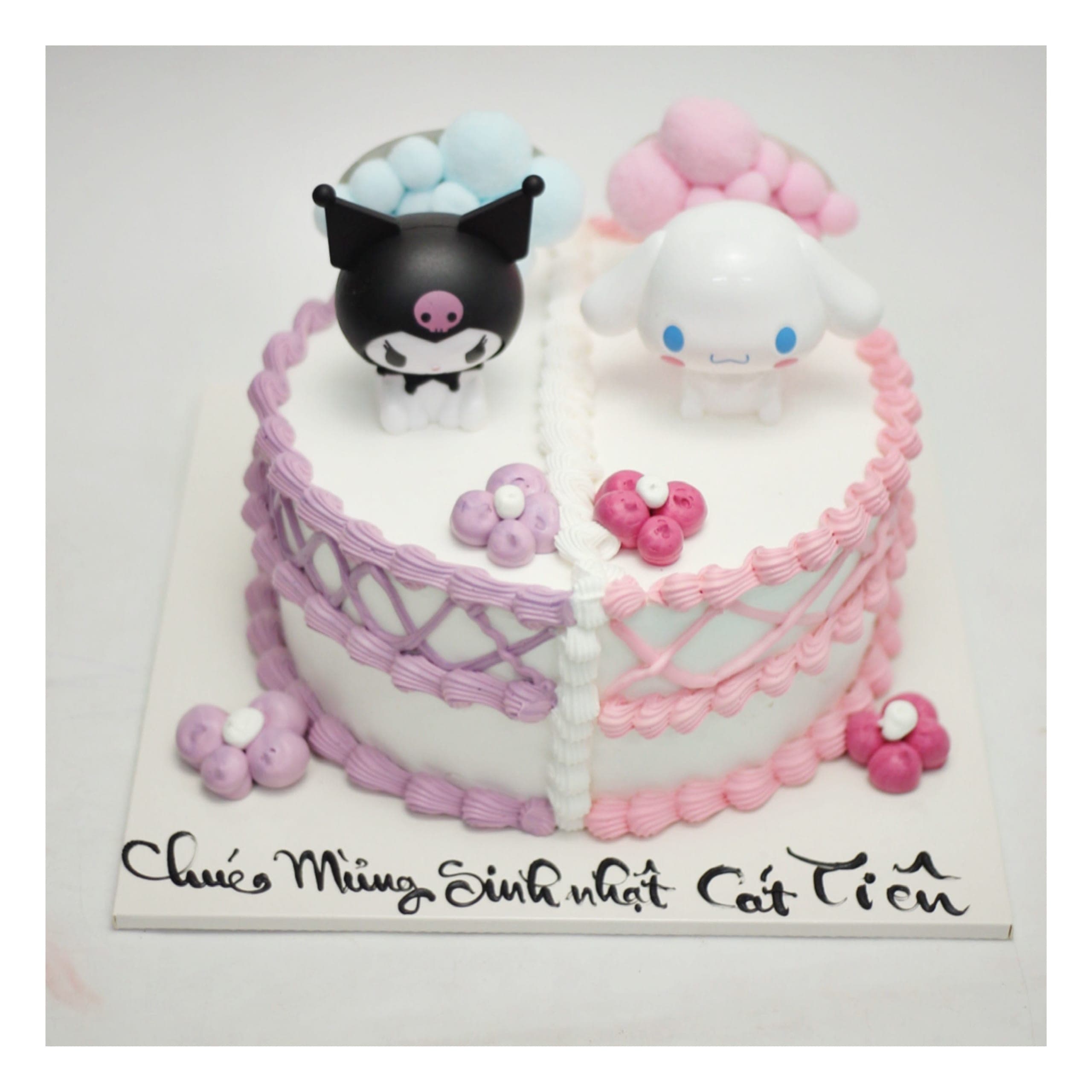 Bánh kem Kuromi và Cinnamoroll đôi dễ thương