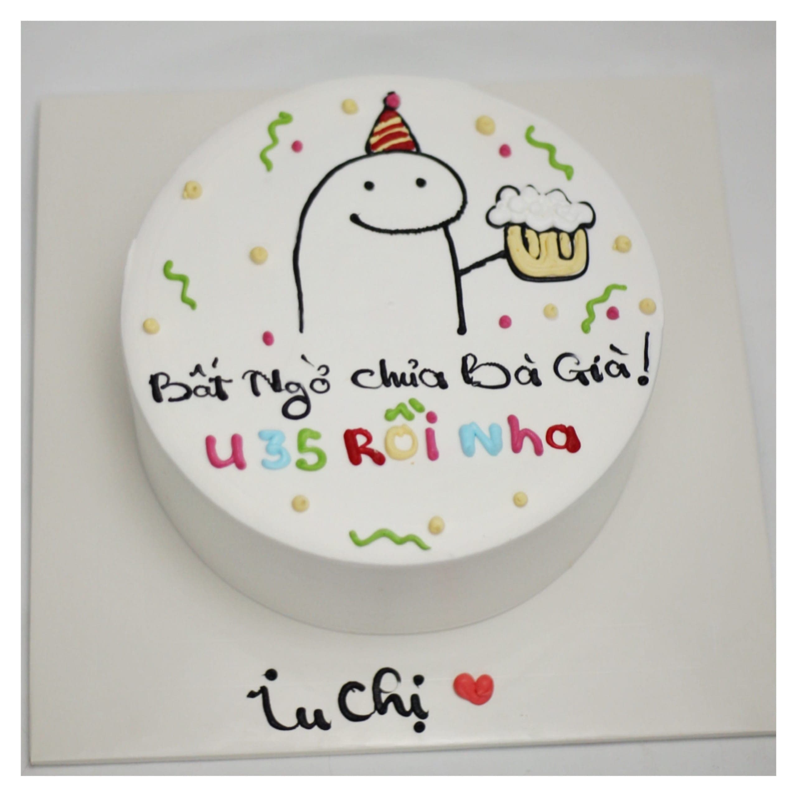 Bánh kem vẽ hình Flork cầm bia chúc mừng