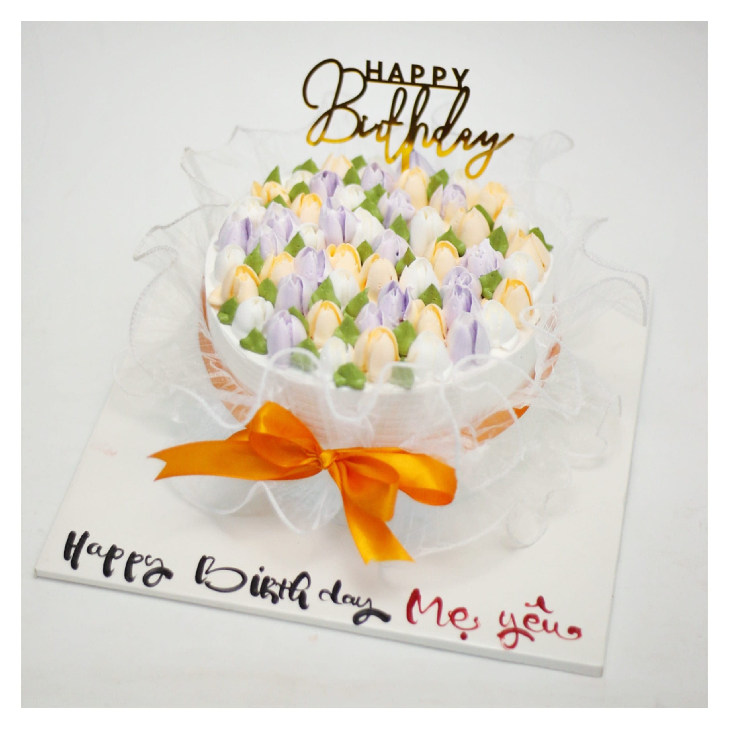 Bánh kem trang trí hoa tulip kem bơ