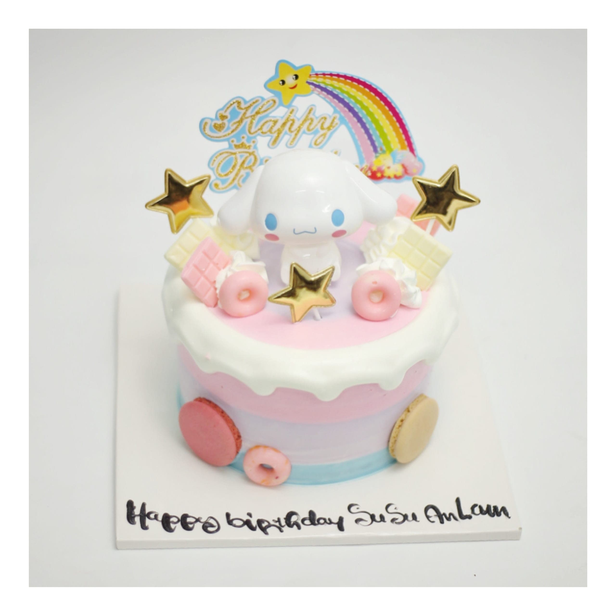 Bánh kem Cinnamoroll tông màu pastel ngọt ngào