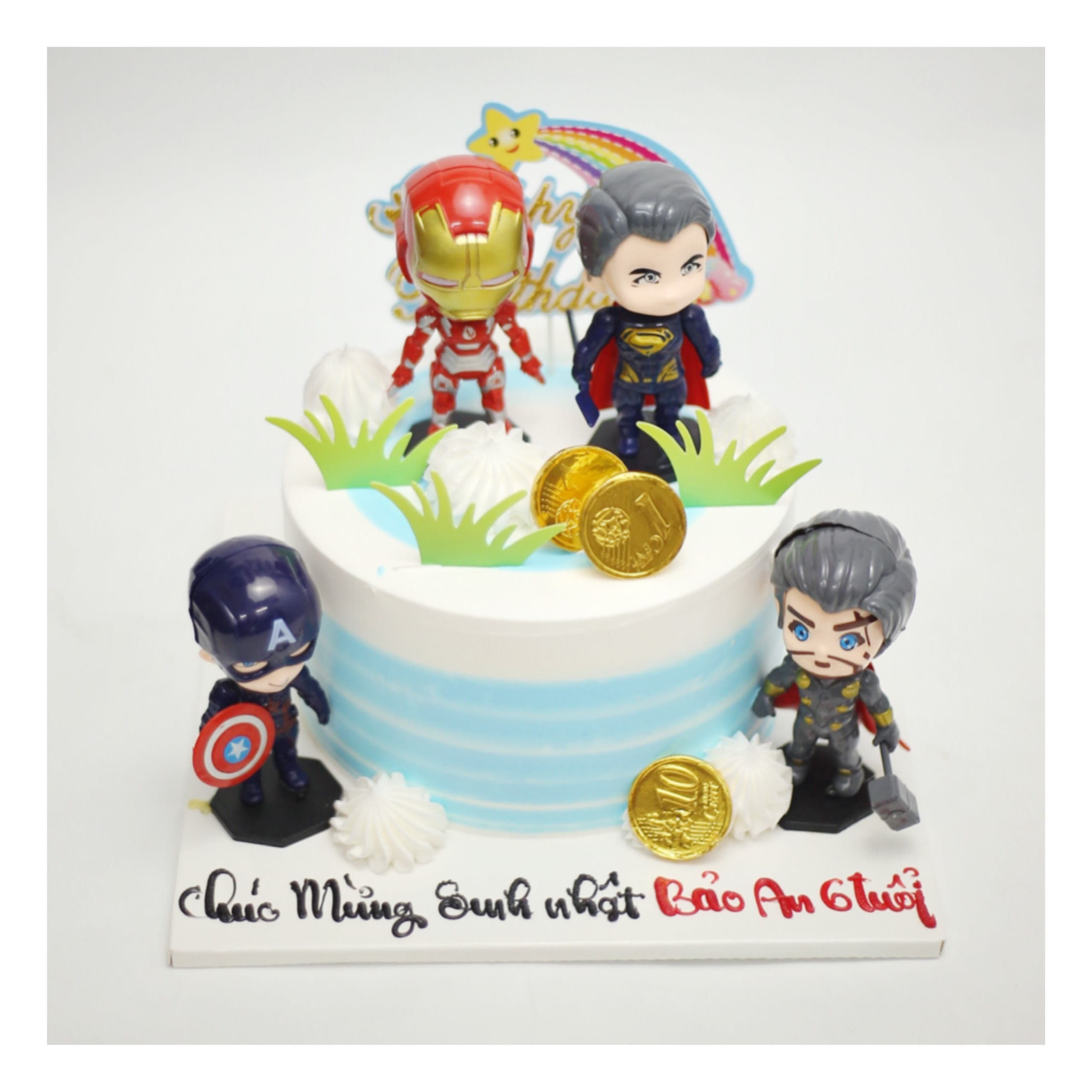 Bánh kem biệt đội siêu anh hùng hoành tráng