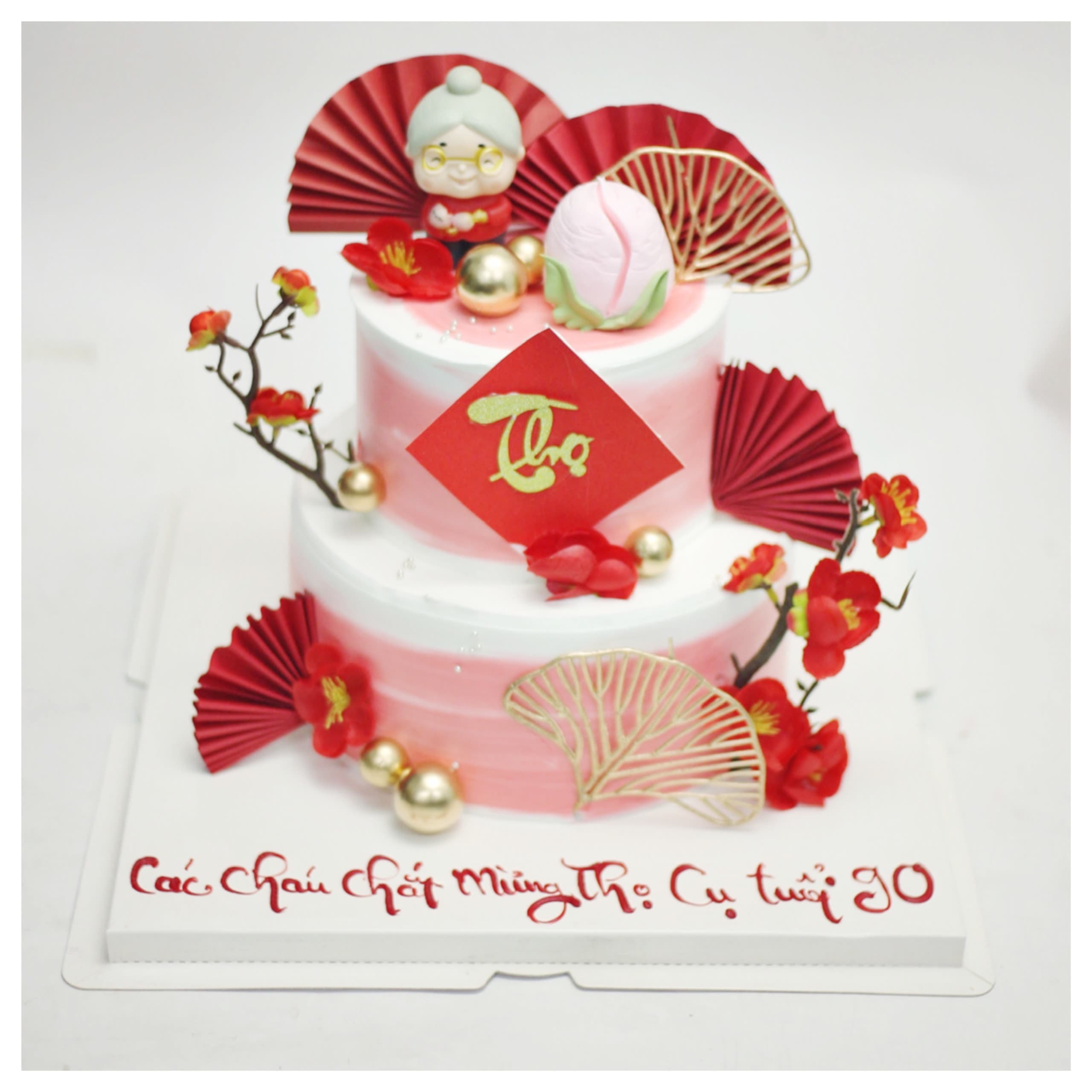 Bánh mừng thọ hai tầng ấm áp